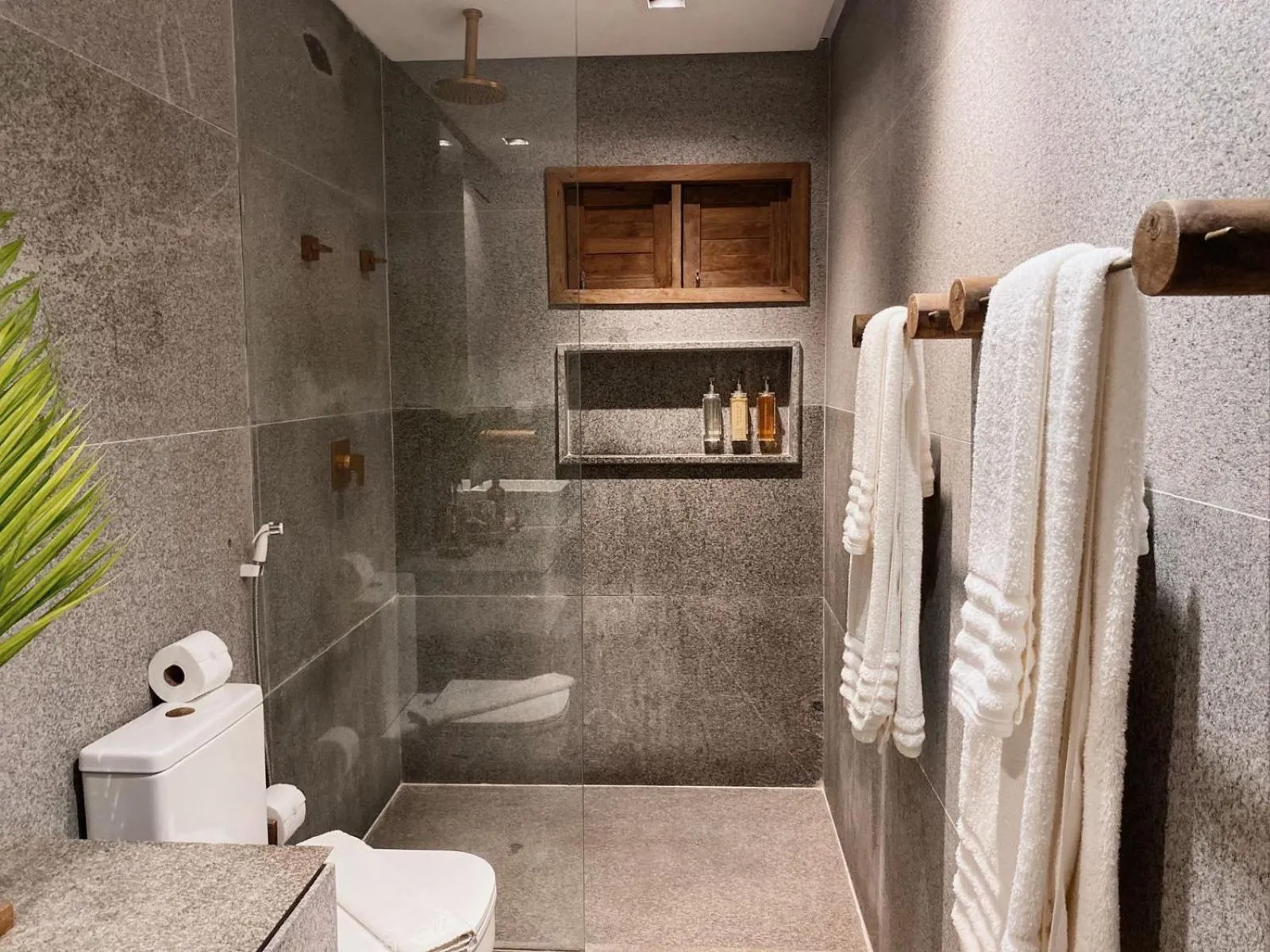 Bathroom in Paru Boutique Hotel