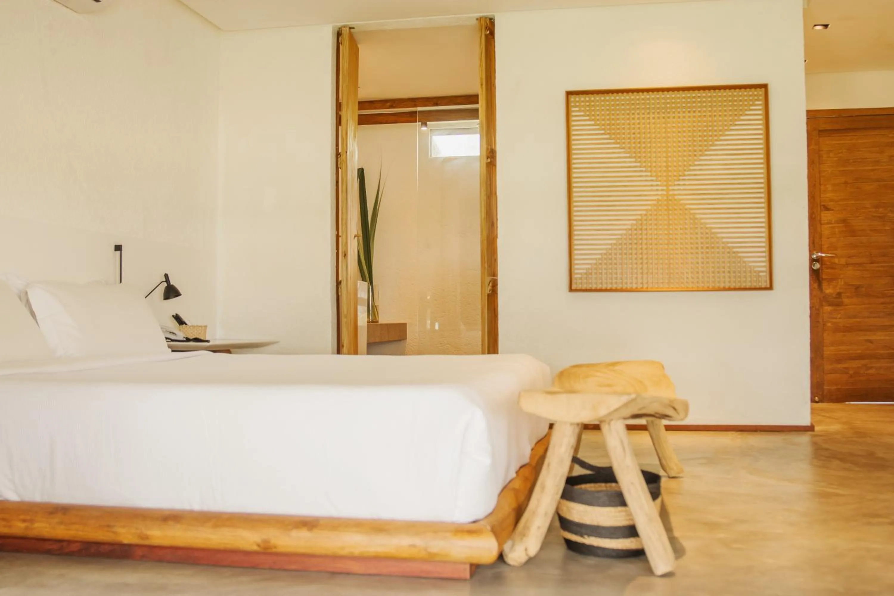 Photo of the whole room, Bed in Paru Boutique Hotel