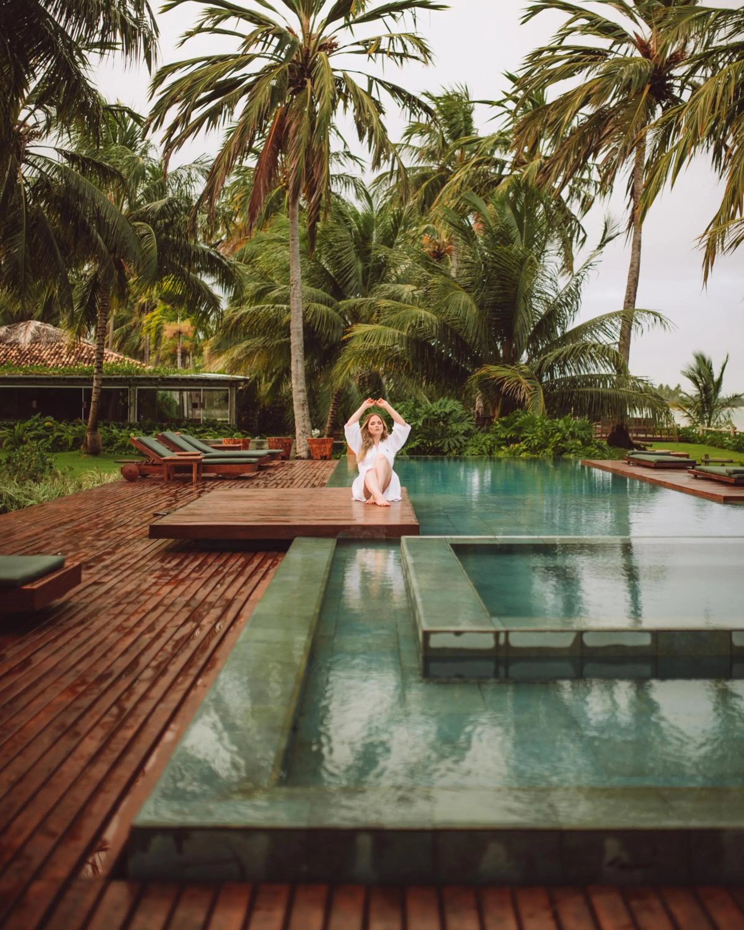 Swimming pool in Paru Boutique Hotel