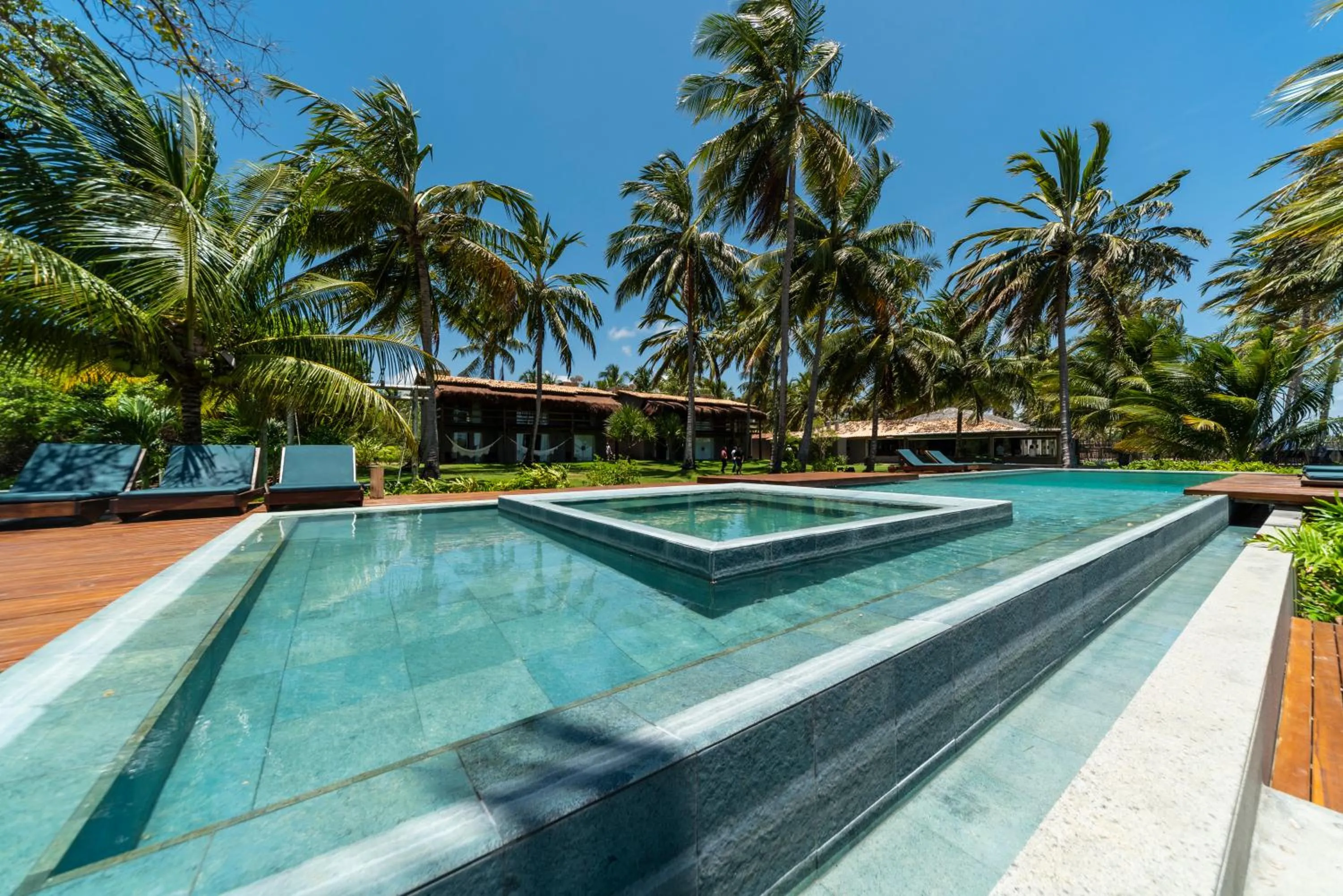 Swimming pool in Paru Boutique Hotel