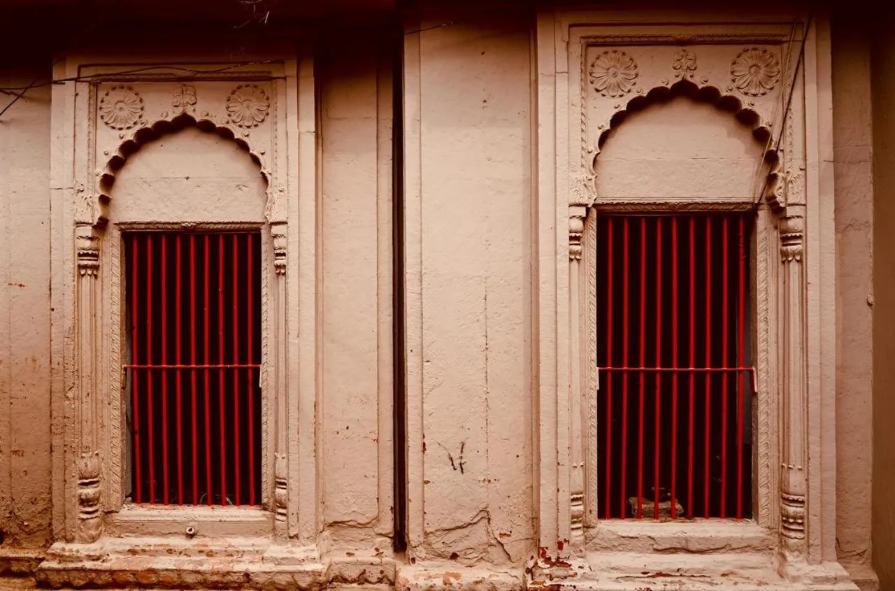 Day in Narayana's Haveli