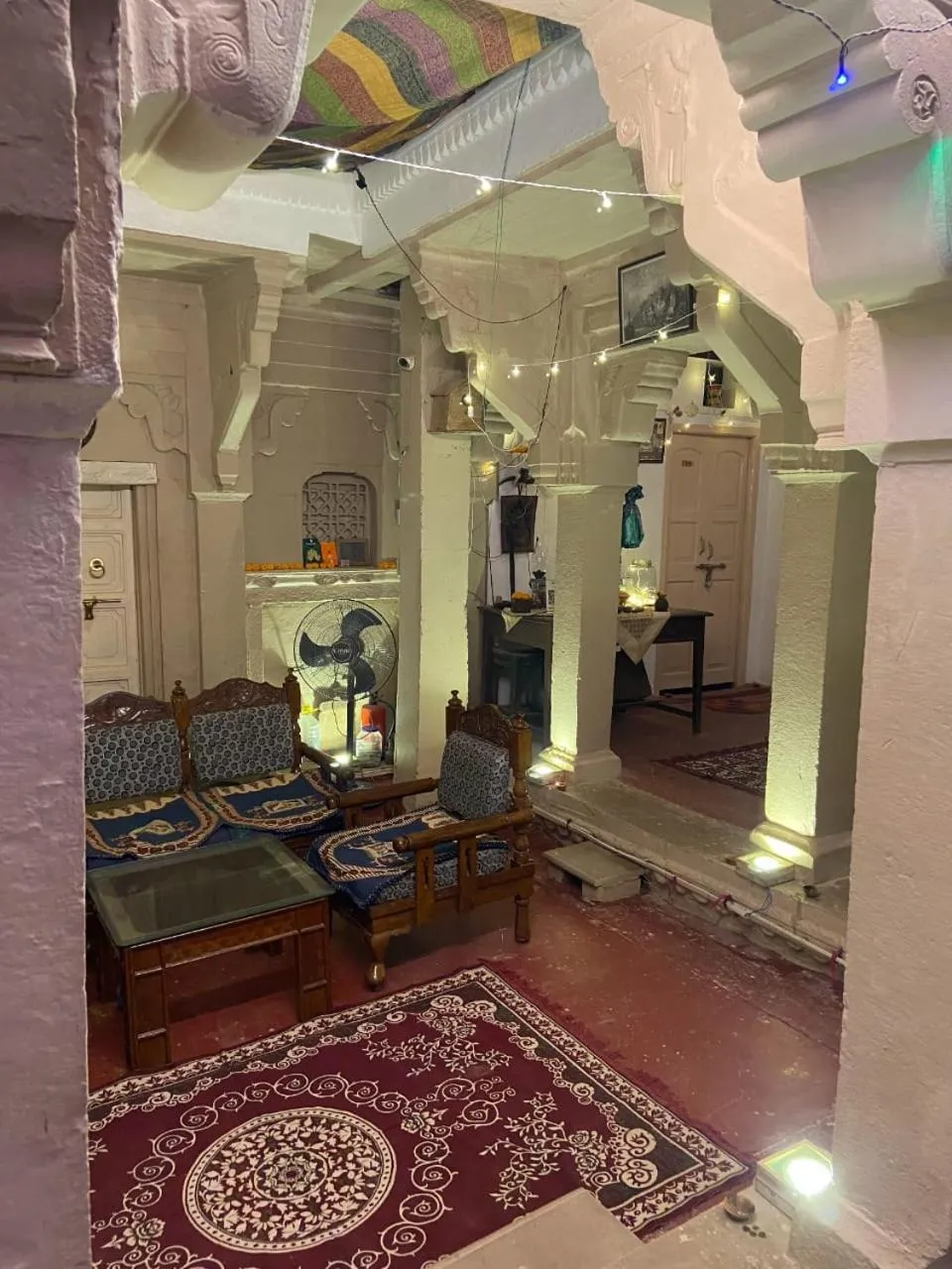 Living room in Narayana's Haveli