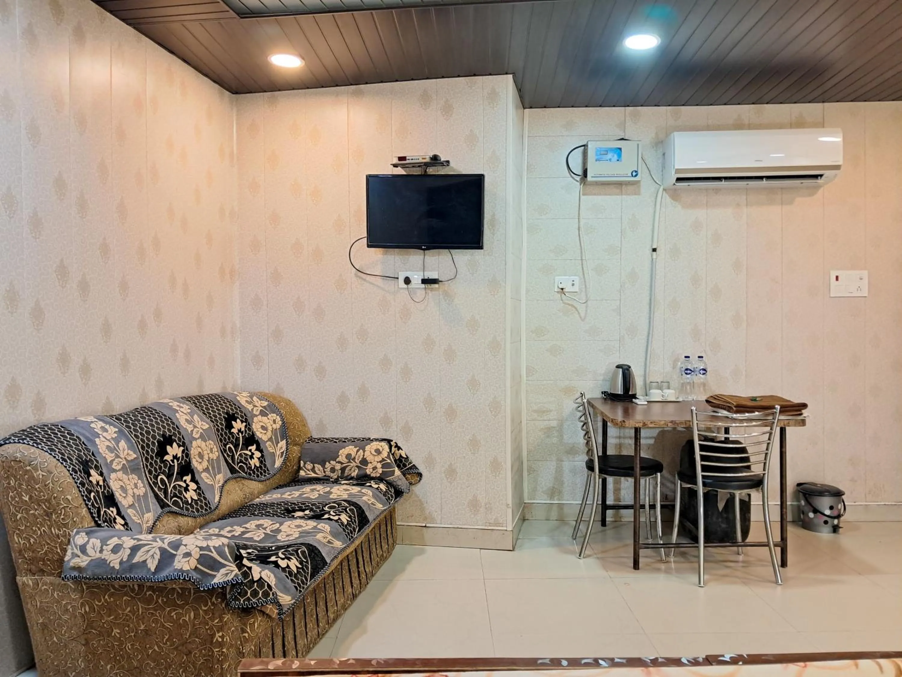 Living room in LD Guest House, Ayodhya