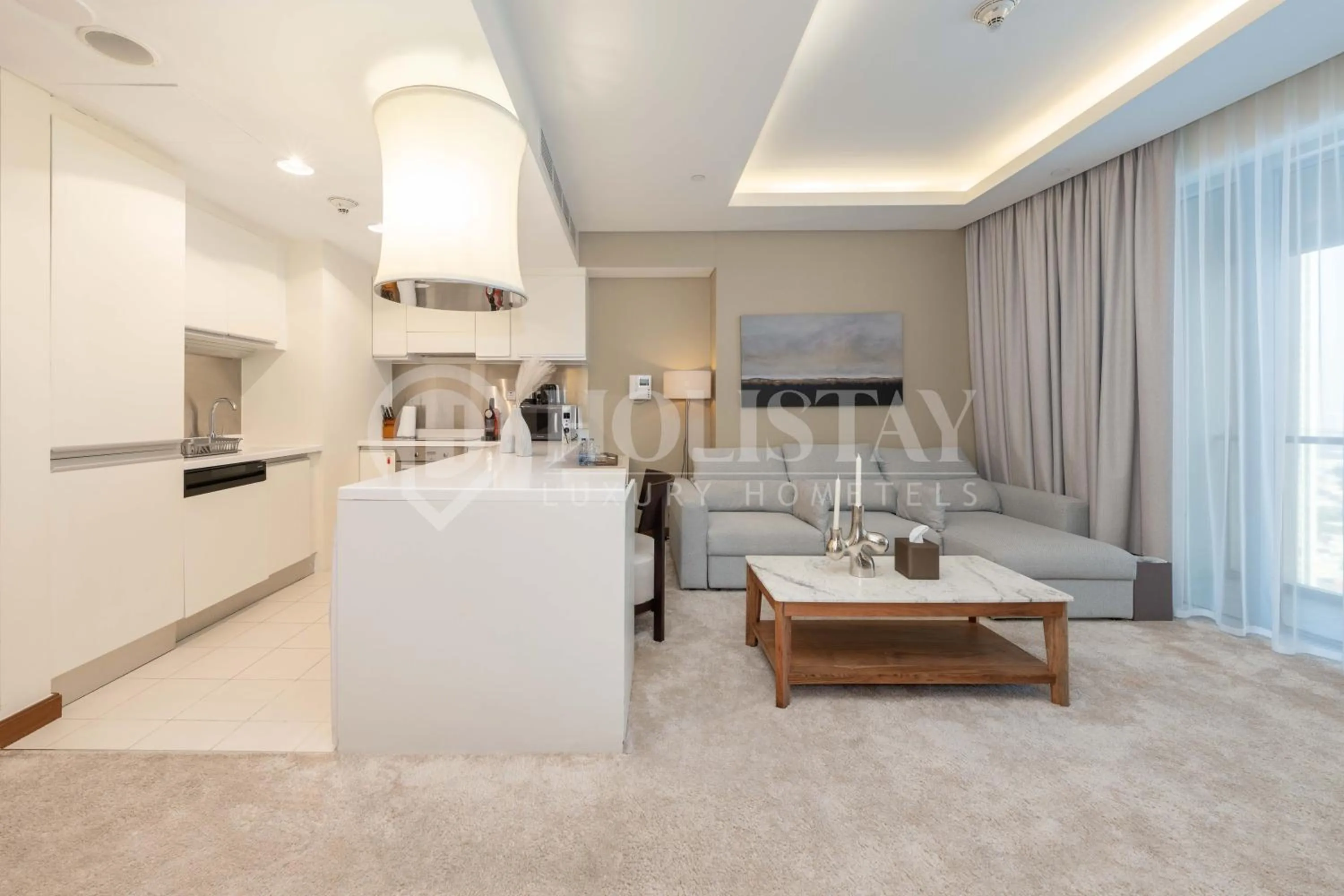 TV and multimedia in Holistay Luxury Homes - Burj khalifa view - Direct Access Dubai Mall