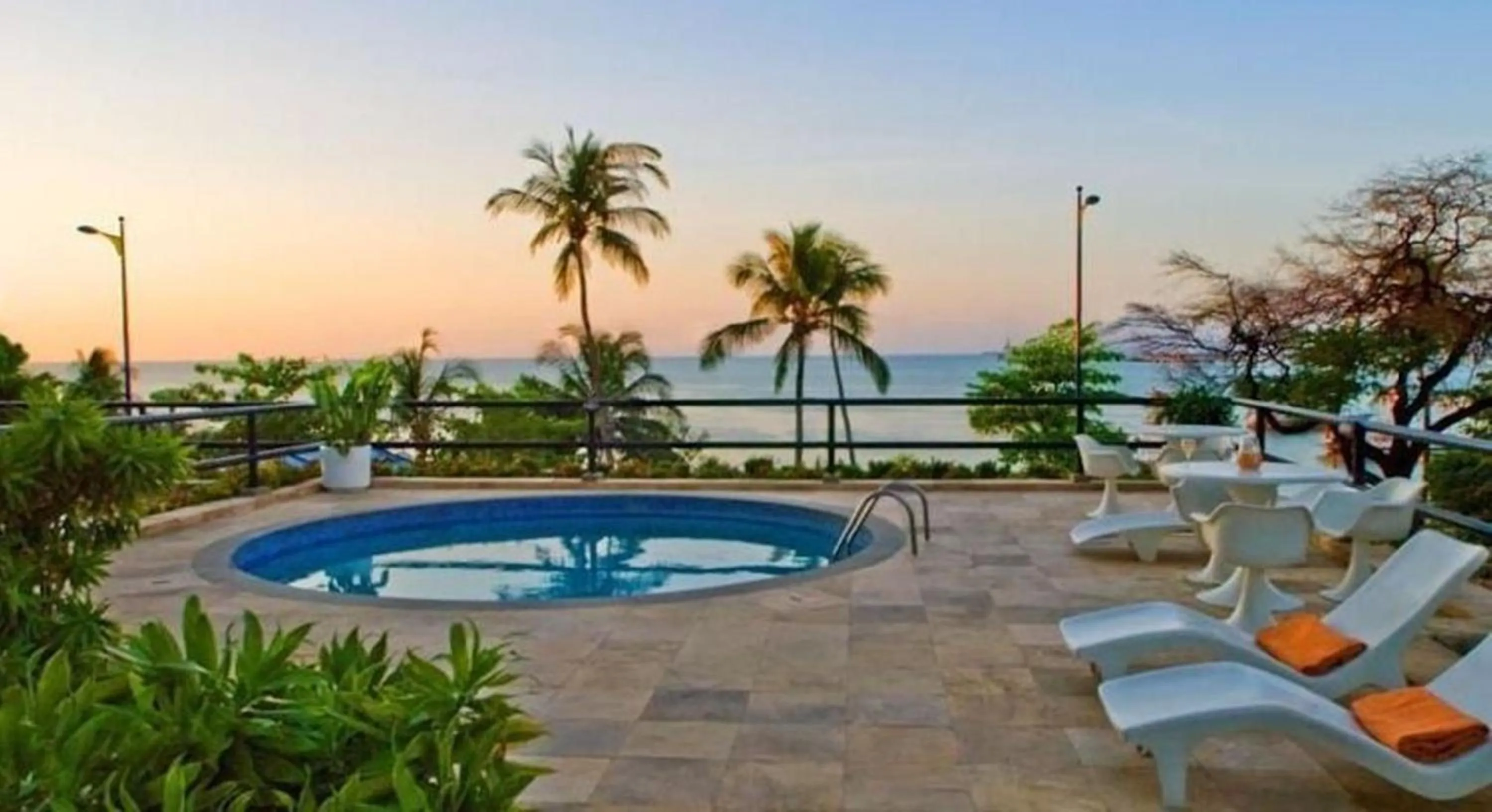 Swimming pool in Flat Golden Fortaleza