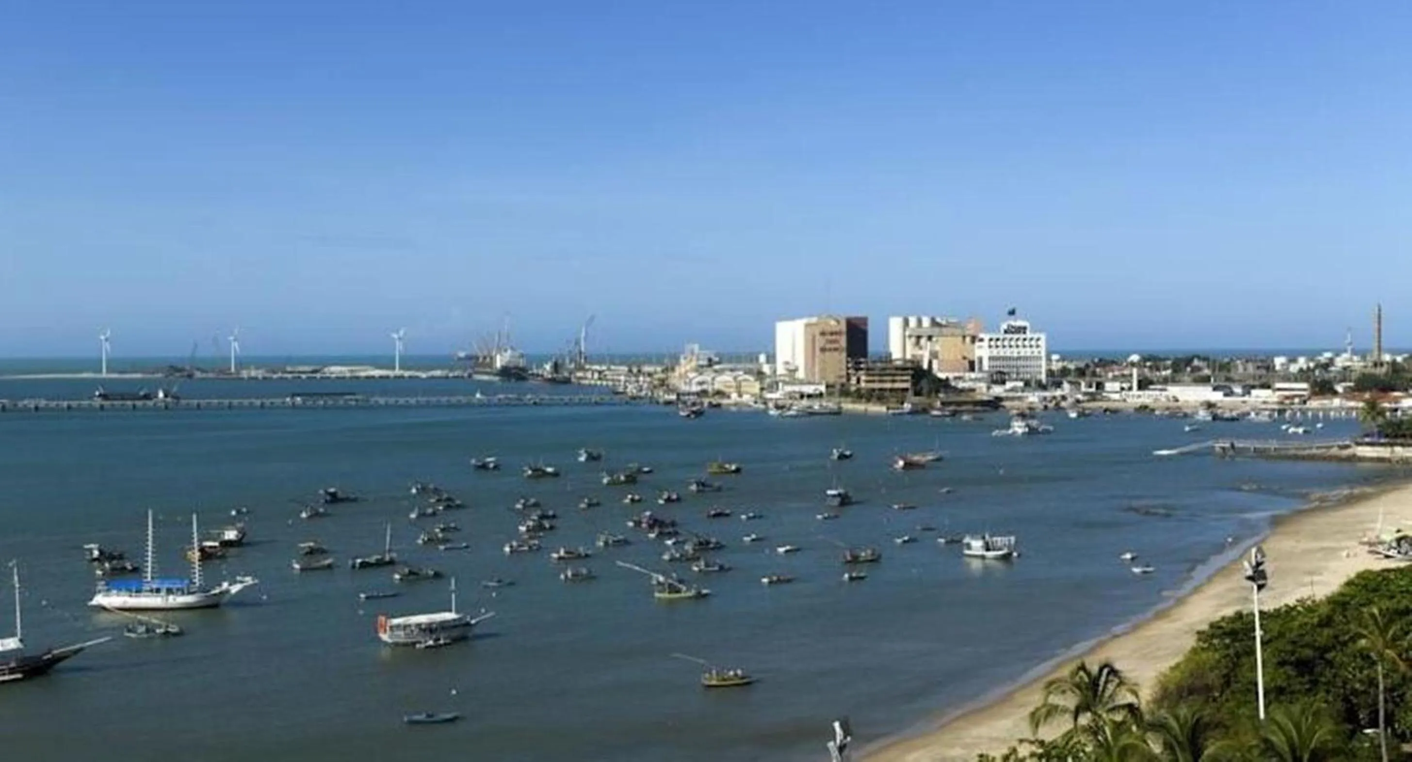 Beach in Flat Golden Fortaleza