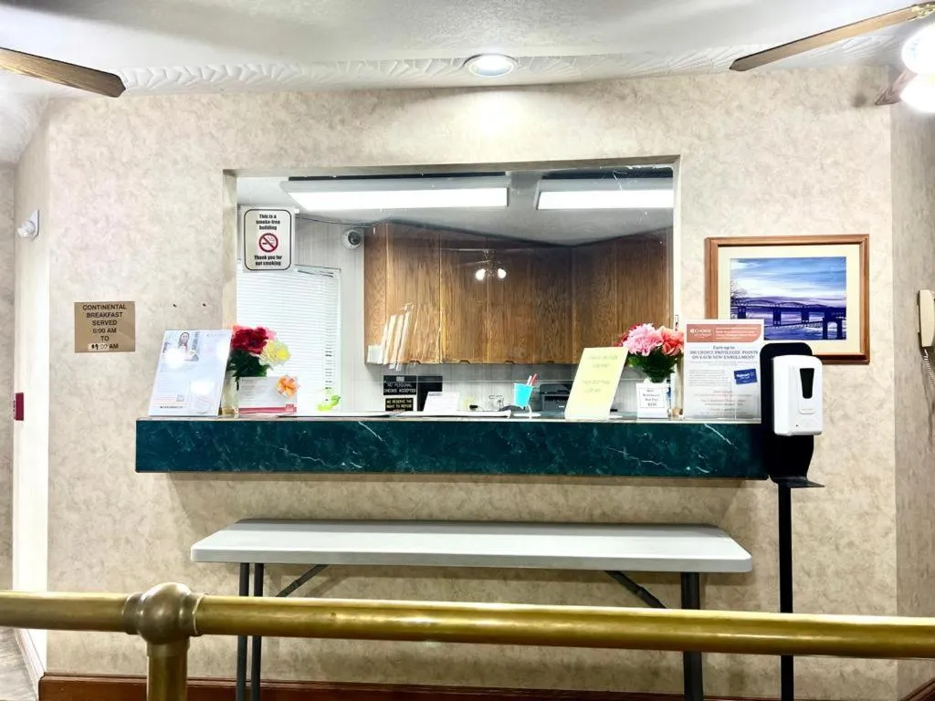 Econo Lodge Oacoma - Chamberlain West