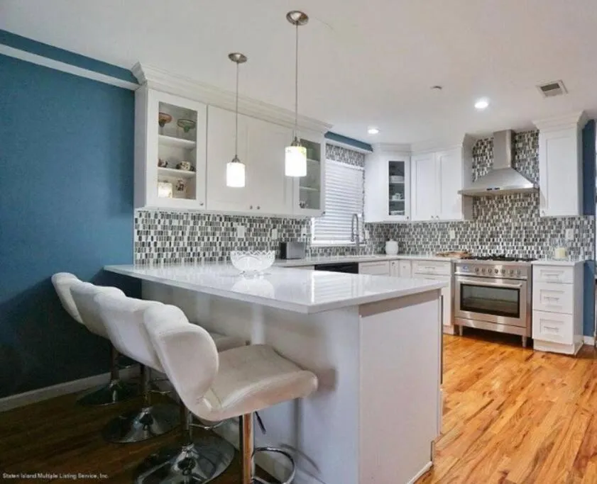 Casa Rosado @ NYC Home Pool Firepit Parking Ferry