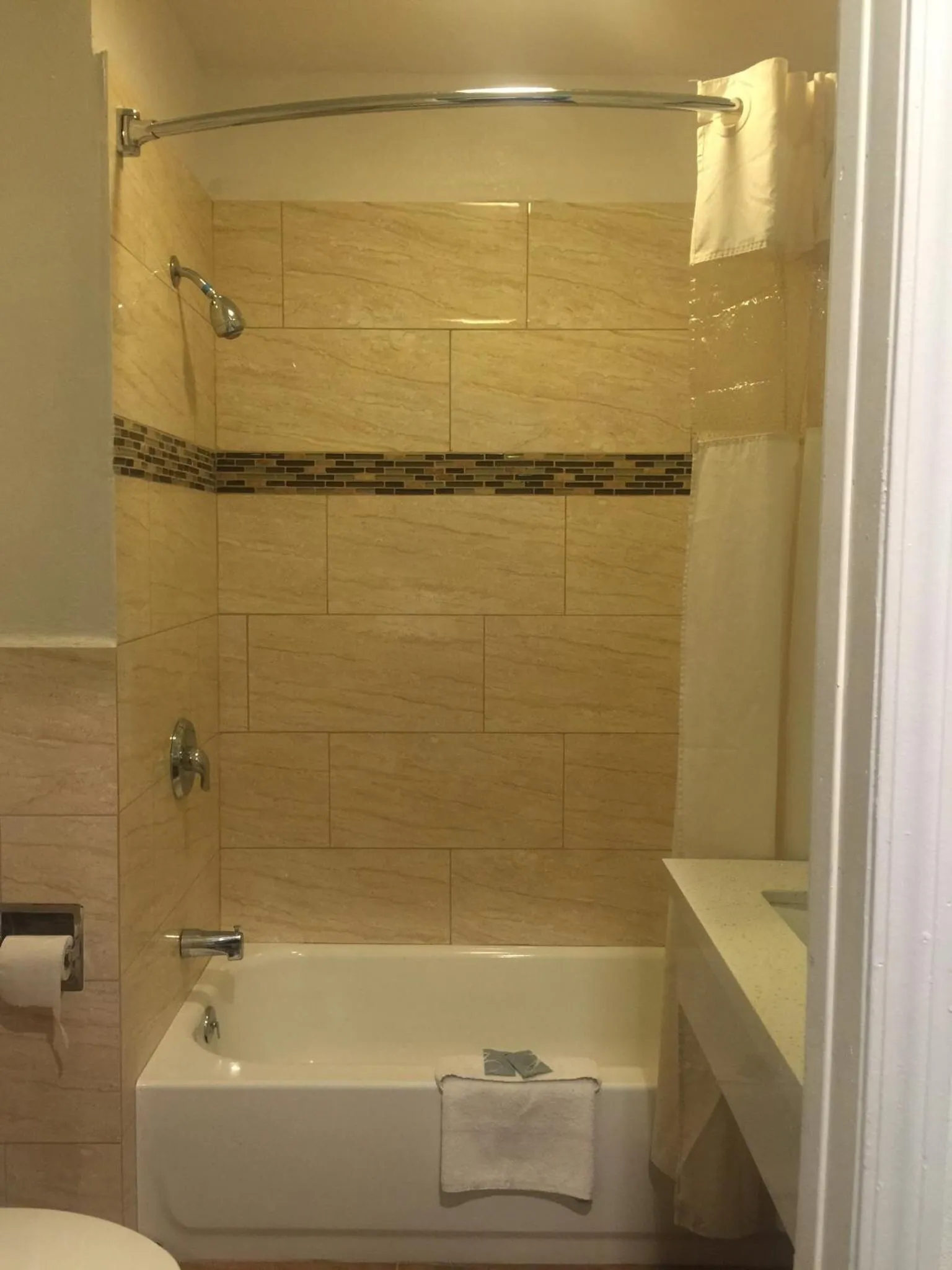 Shower in Crenshaw Inn Motel