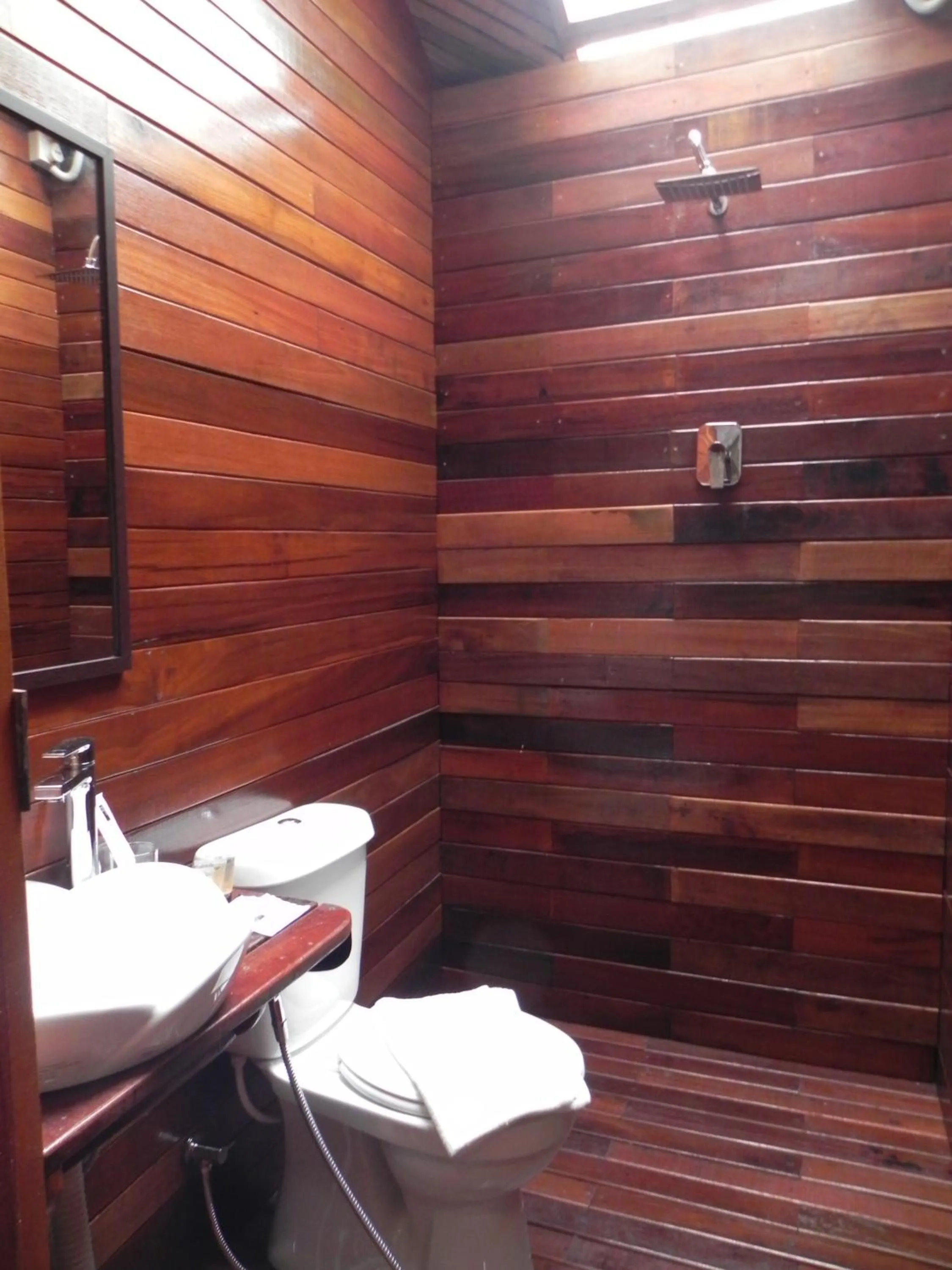 Toilet in Borneo Natural Sukau Bilit Resort