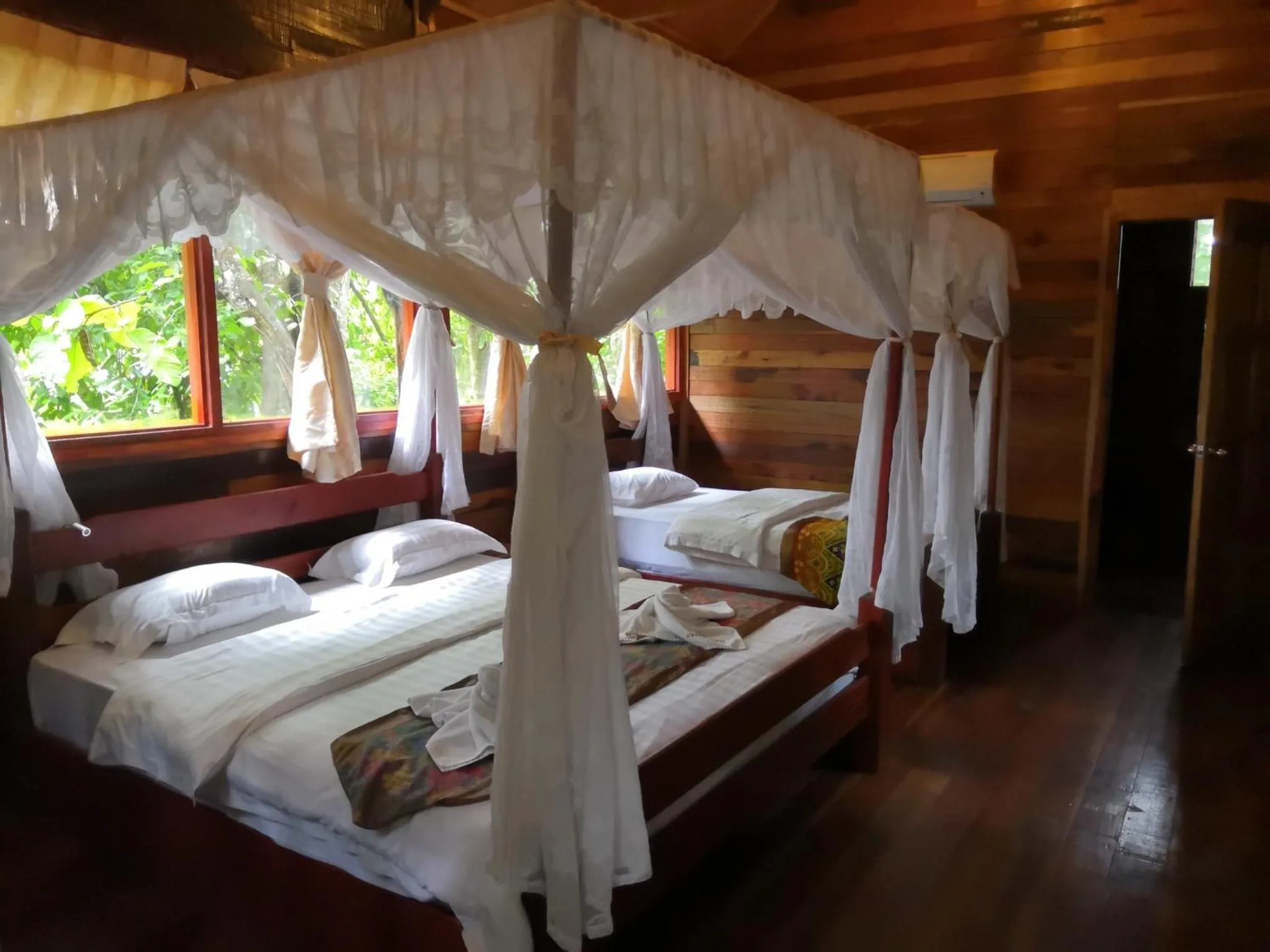 Bed in Borneo Natural Sukau Bilit Resort