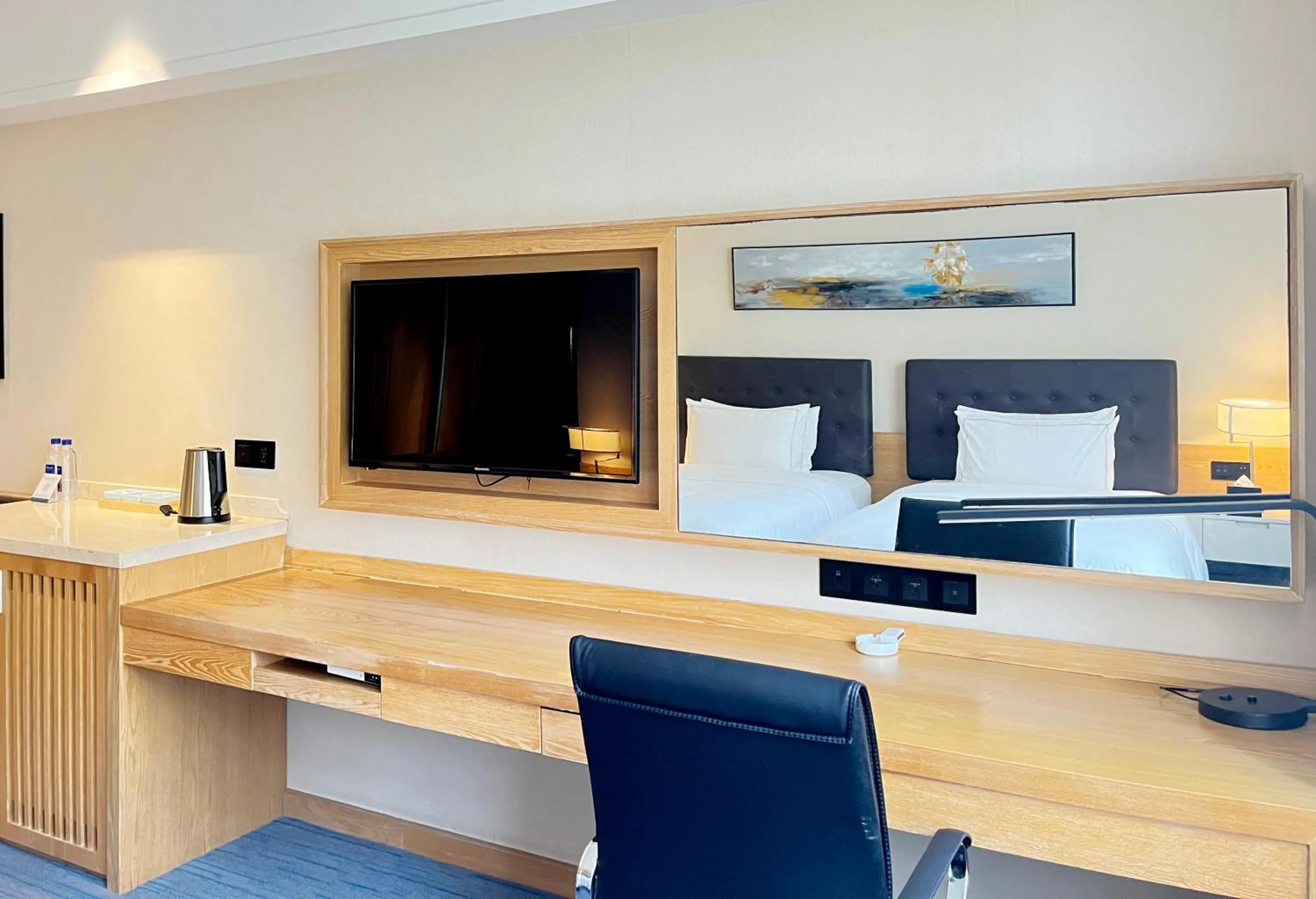 TV and multimedia in Yiho Hotel Xiamen Huli