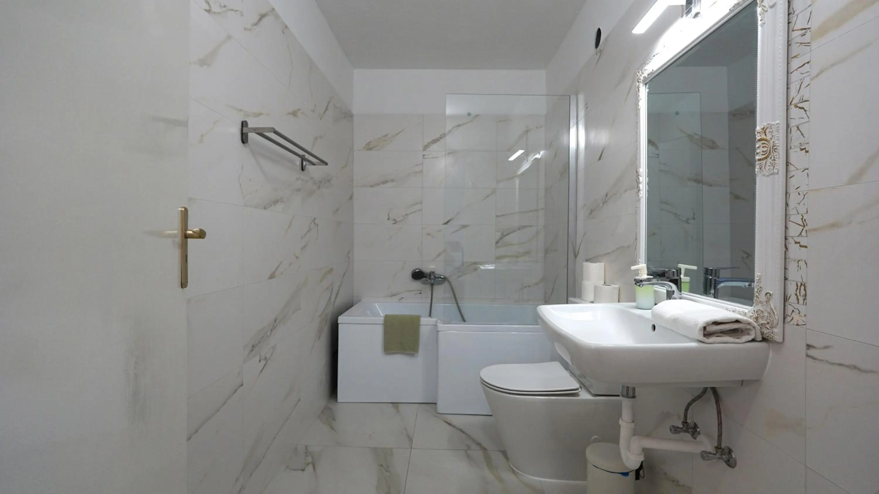 Bathroom in Plazs Hotel Siófok