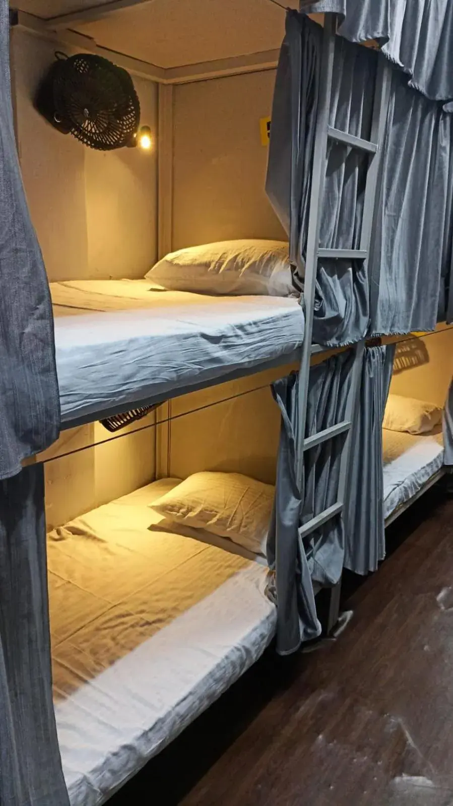 Saffron Dormitory Goregaon East Saffron Dormitory Goregaon East