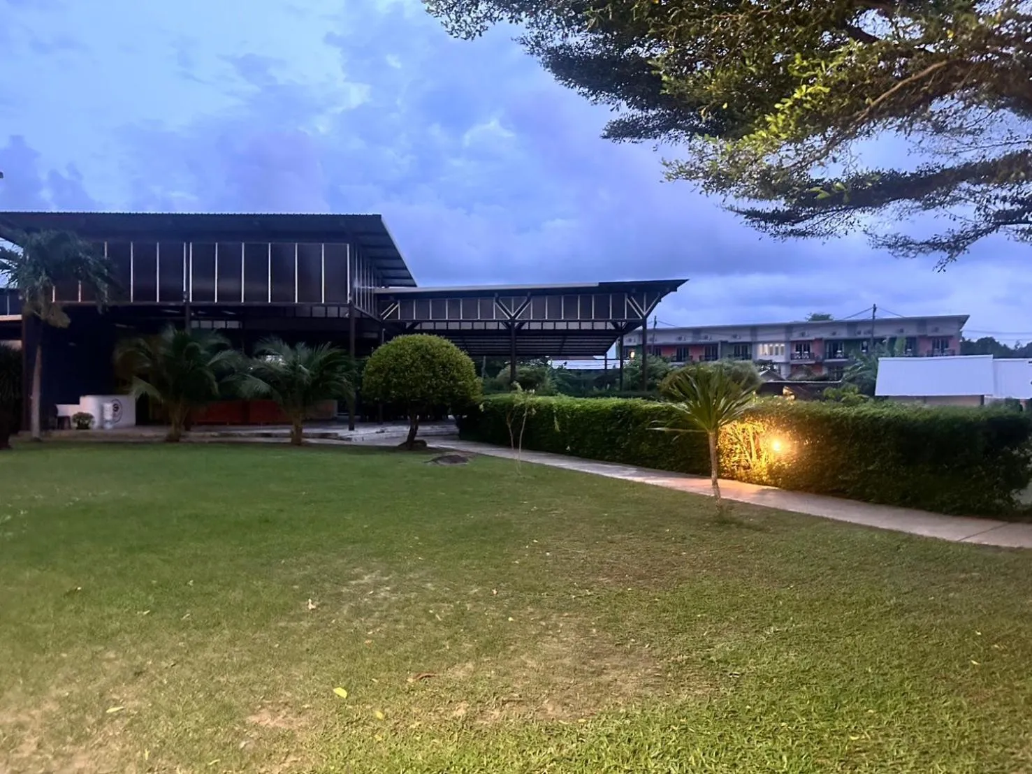 Garden in Gypsy Sea View Resort- Phi Phi Island