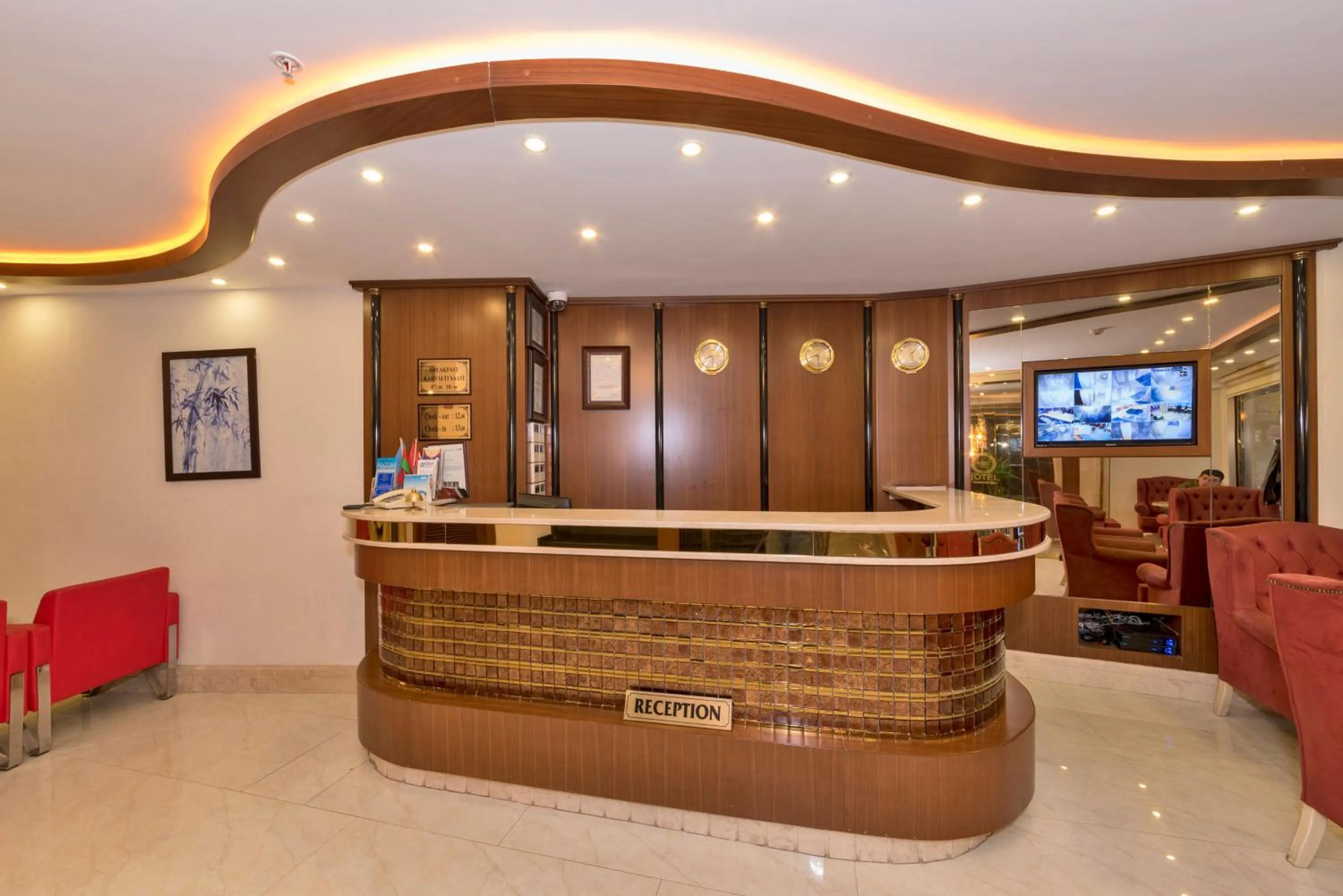 Lobby or reception in Marcello Hotel