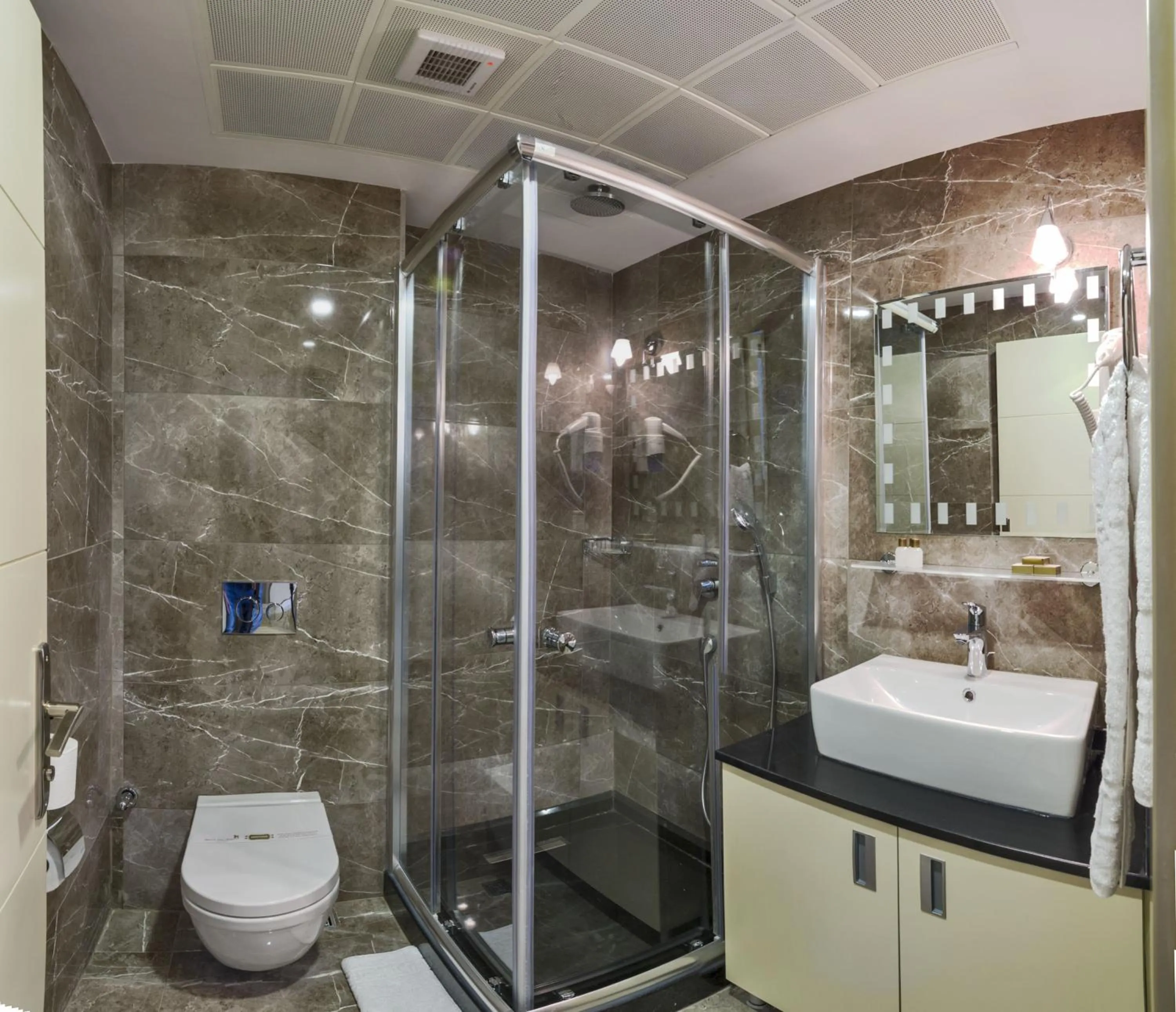 Shower in Marcello Hotel