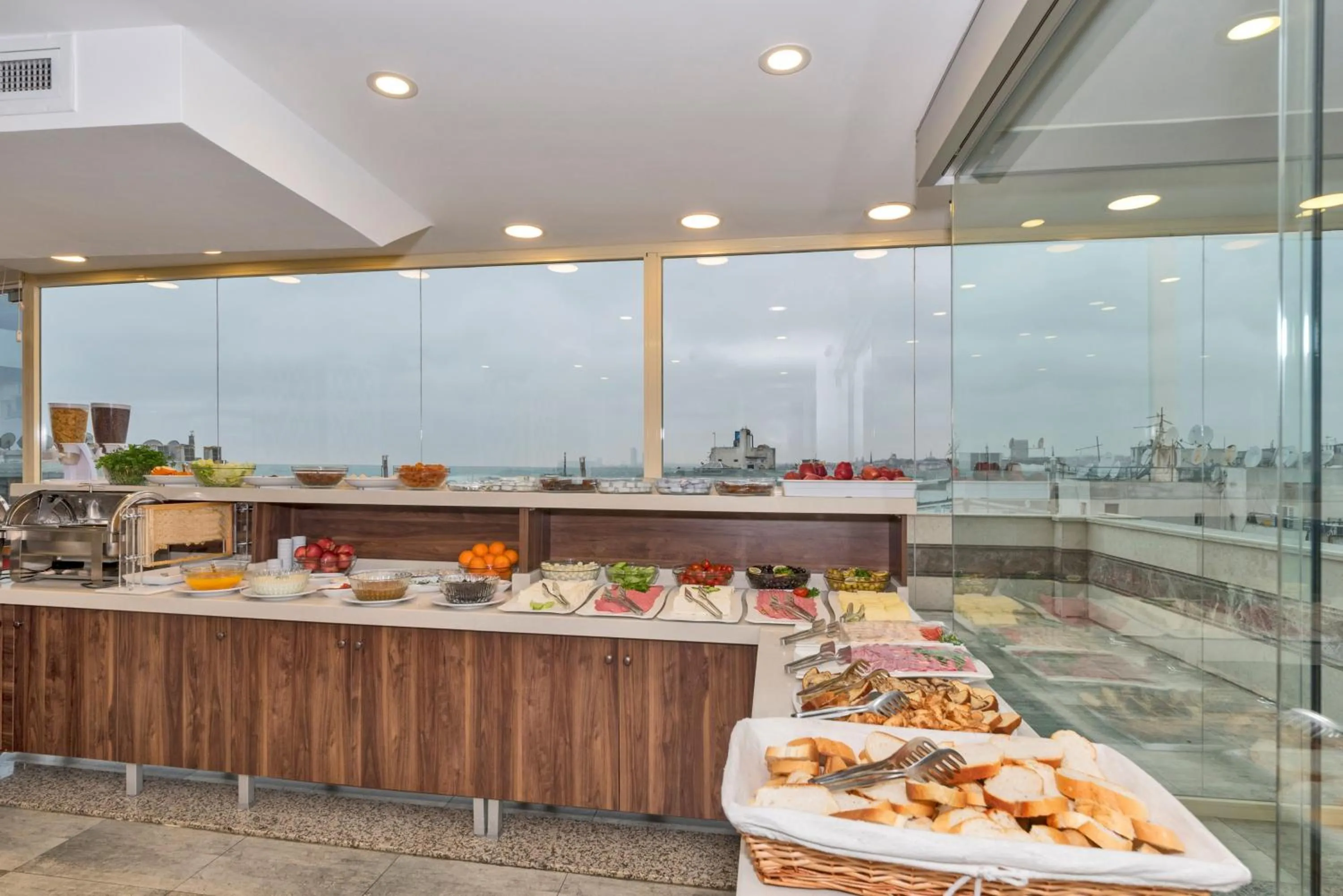 Breakfast in Marcello Hotel