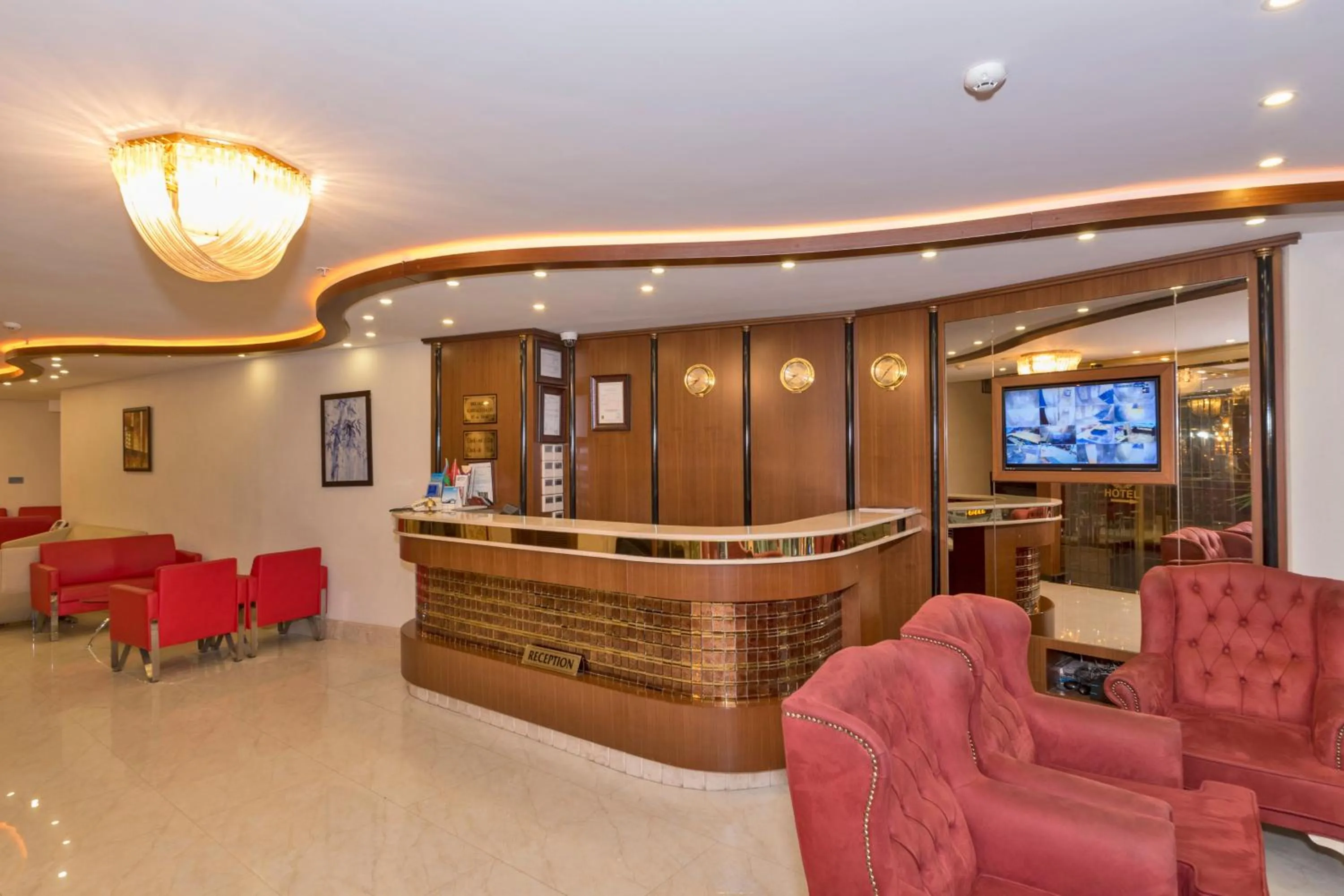 Lobby or reception in Marcello Hotel
