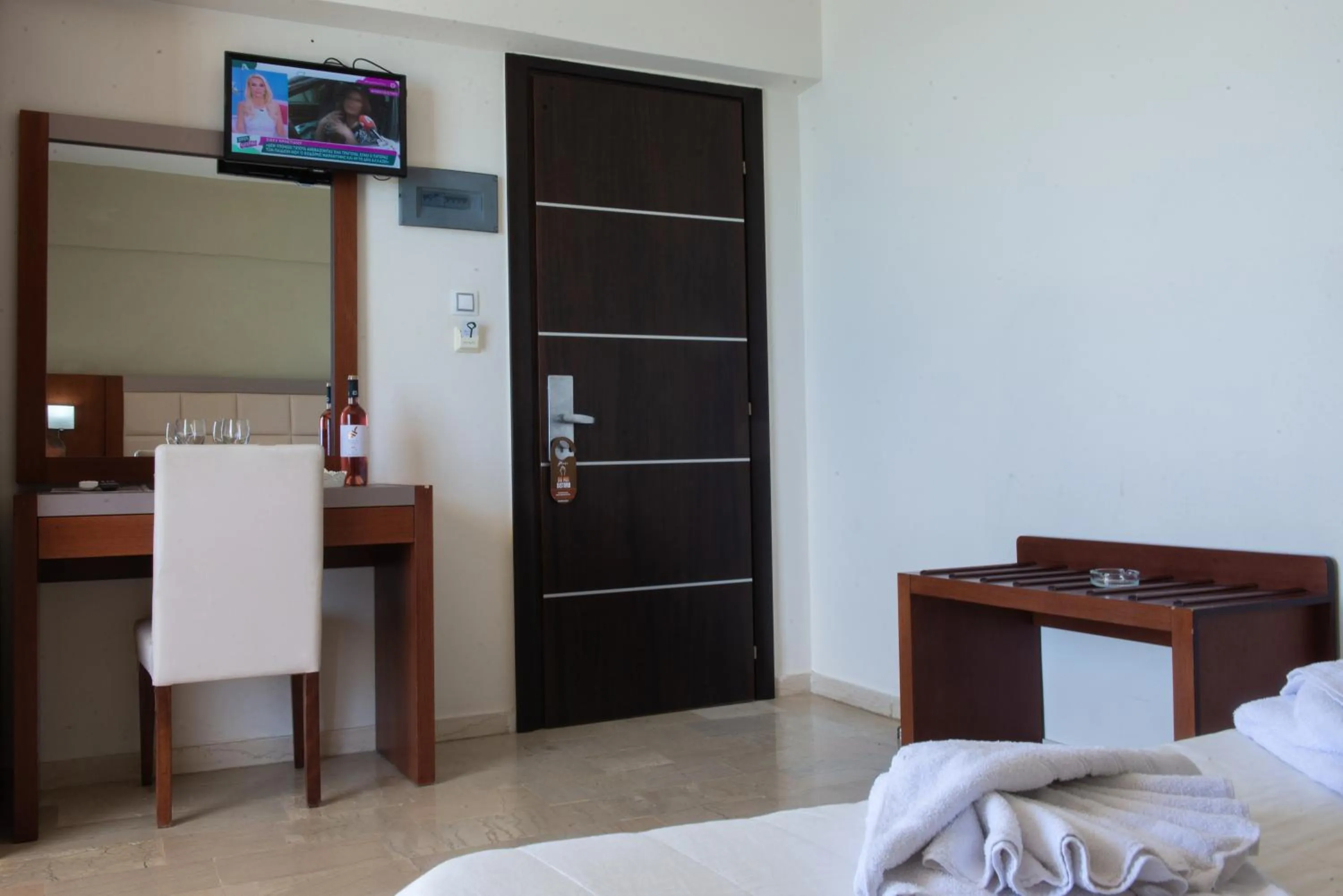 Bed in GOLDEN SUN Κokkoni Beach Hotel