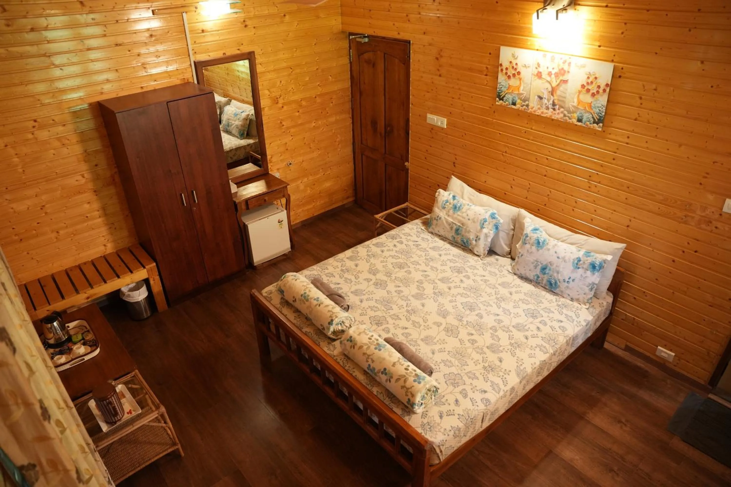 Bed in labdhi Resorts Masinagudi- Stag Groups not allowed
