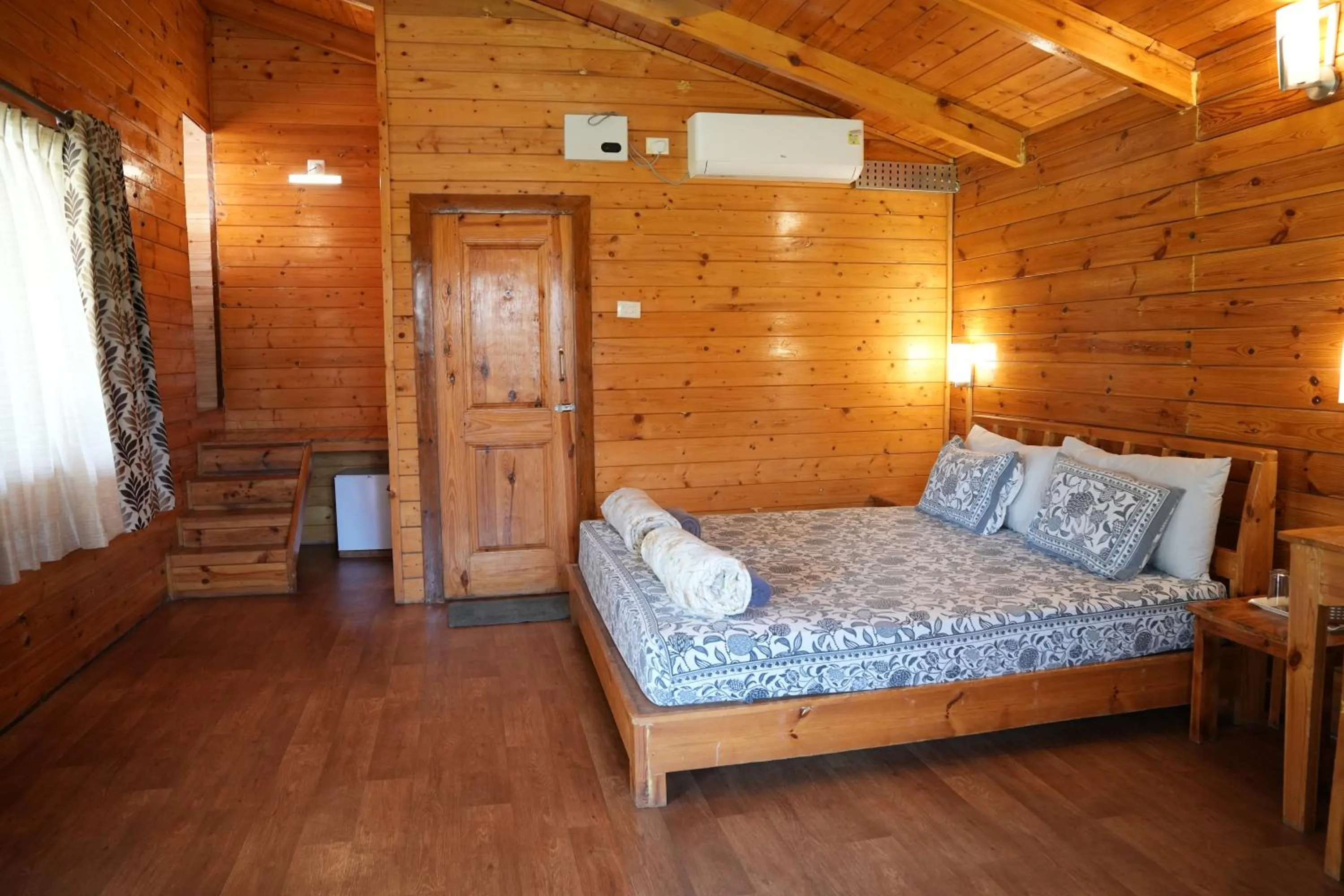 Bed in labdhi Resorts Masinagudi- Stag Groups not allowed