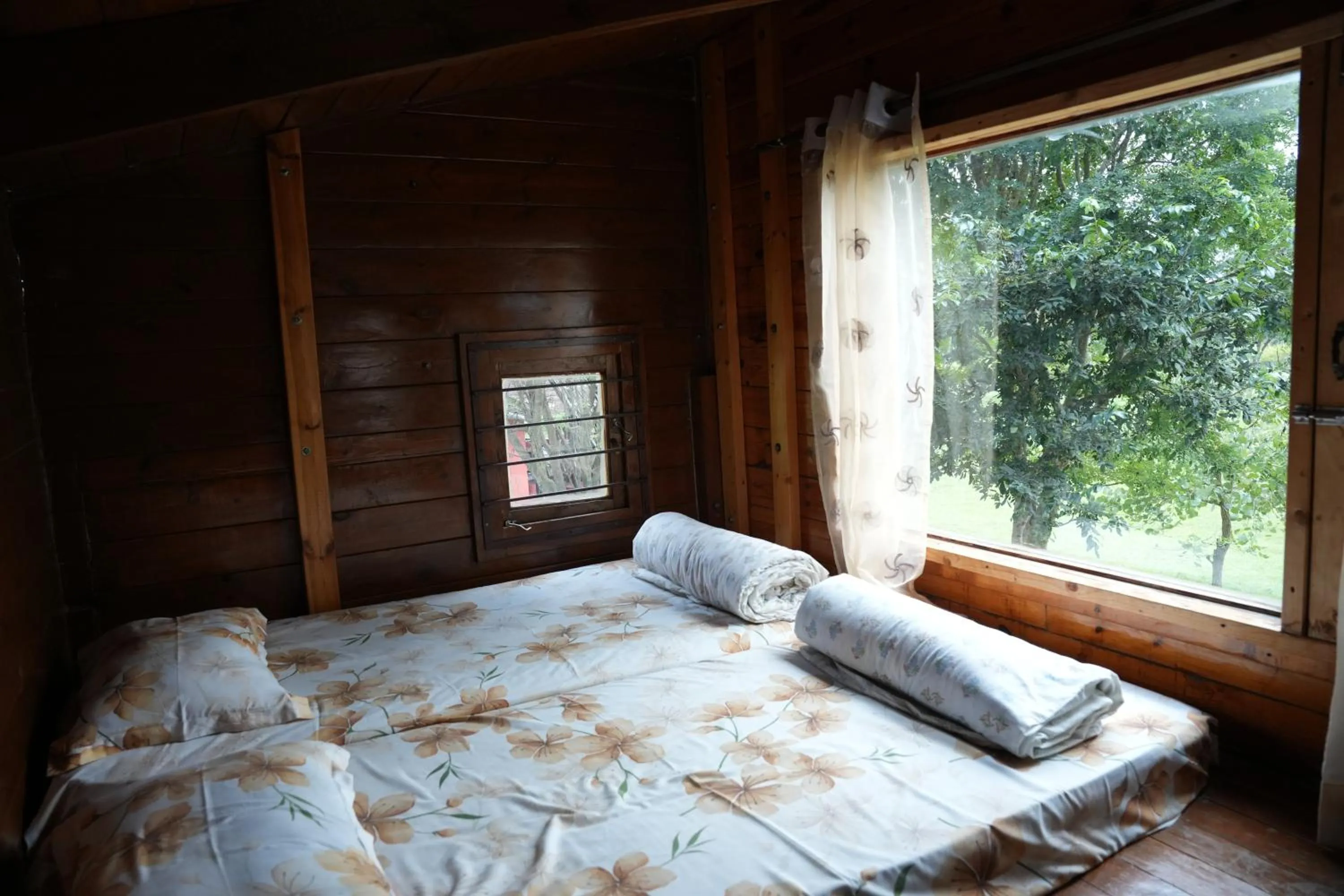 Bed in labdhi Resorts Masinagudi- Stag Groups not allowed