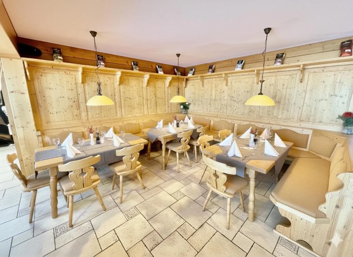 Restaurant/places to eat in Hotel JMS Holiday Allgäu