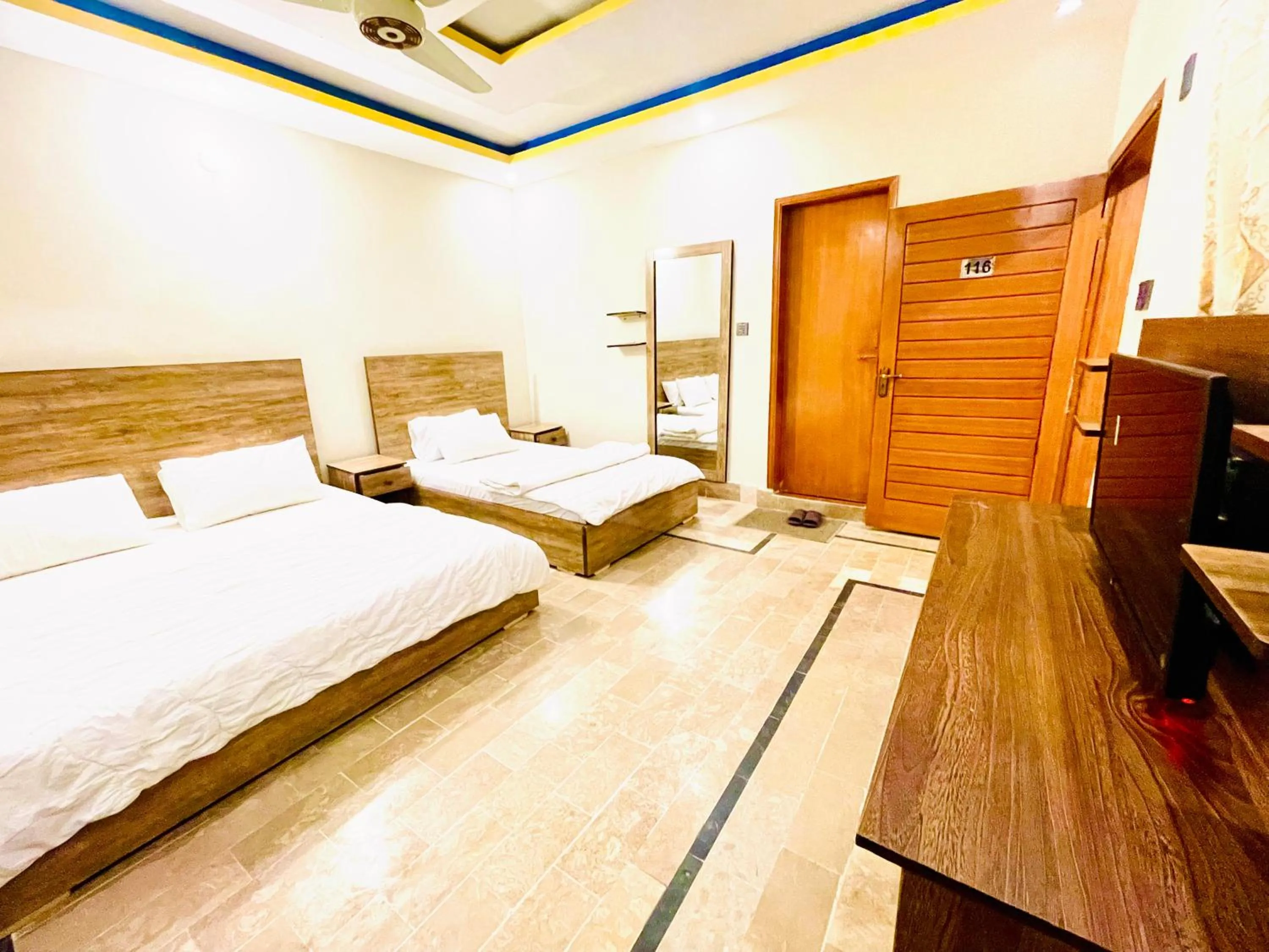 TV and multimedia, Bed in Hotel Bed & Rest Airport