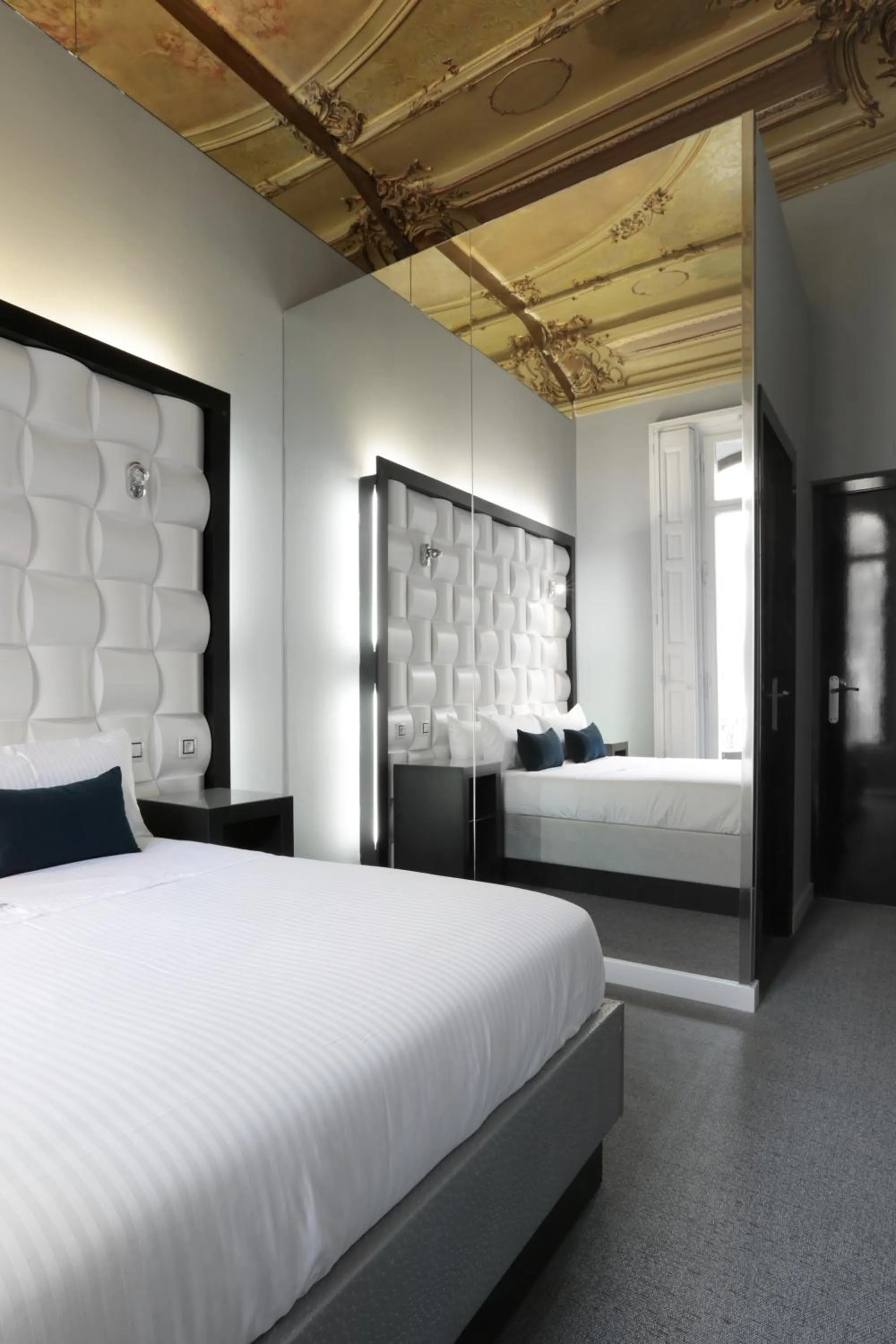 Bedroom, Bed in Amra Barcelona Gran Via