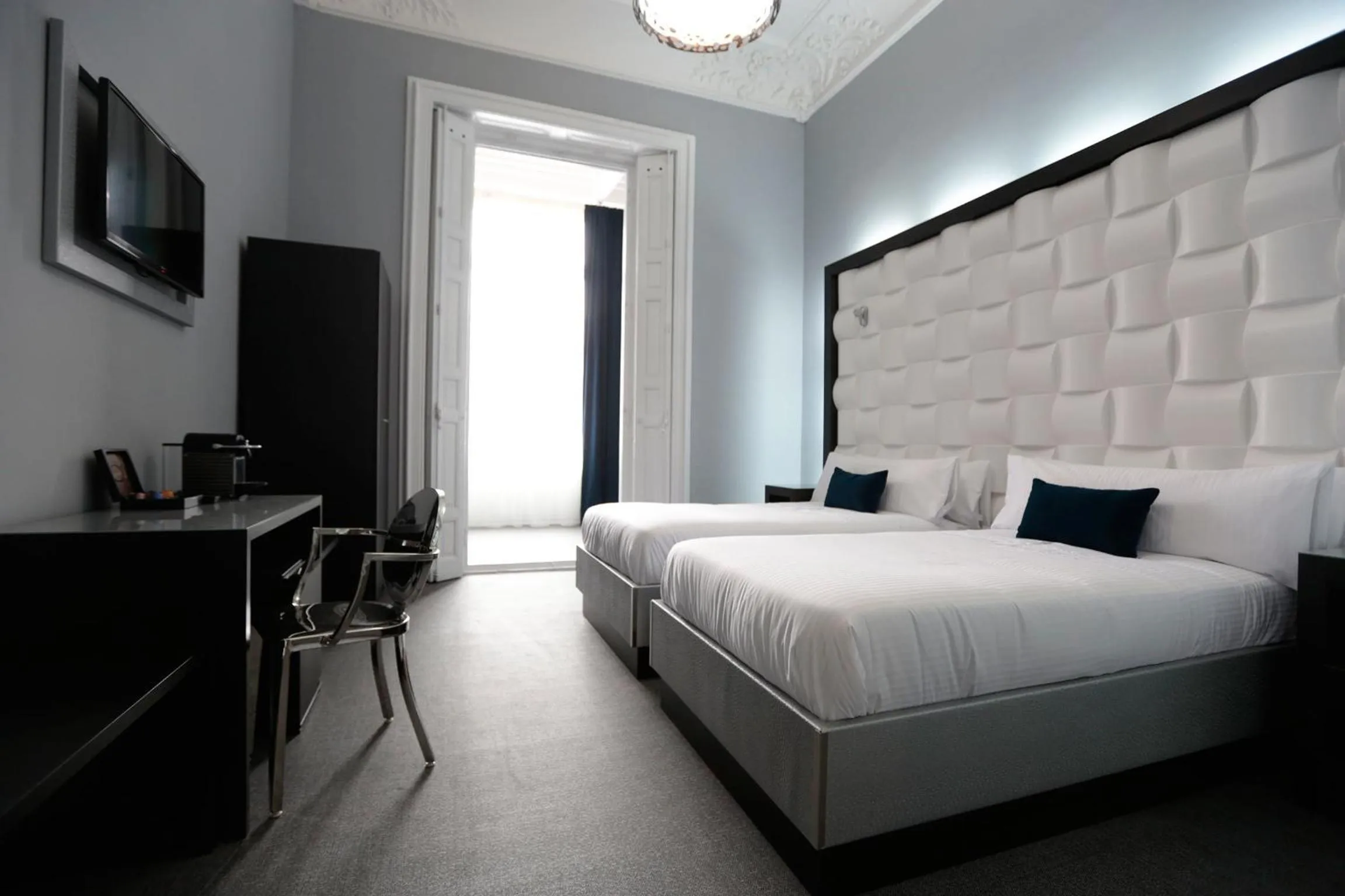 TV and multimedia, Bed in Amra Barcelona Gran Via