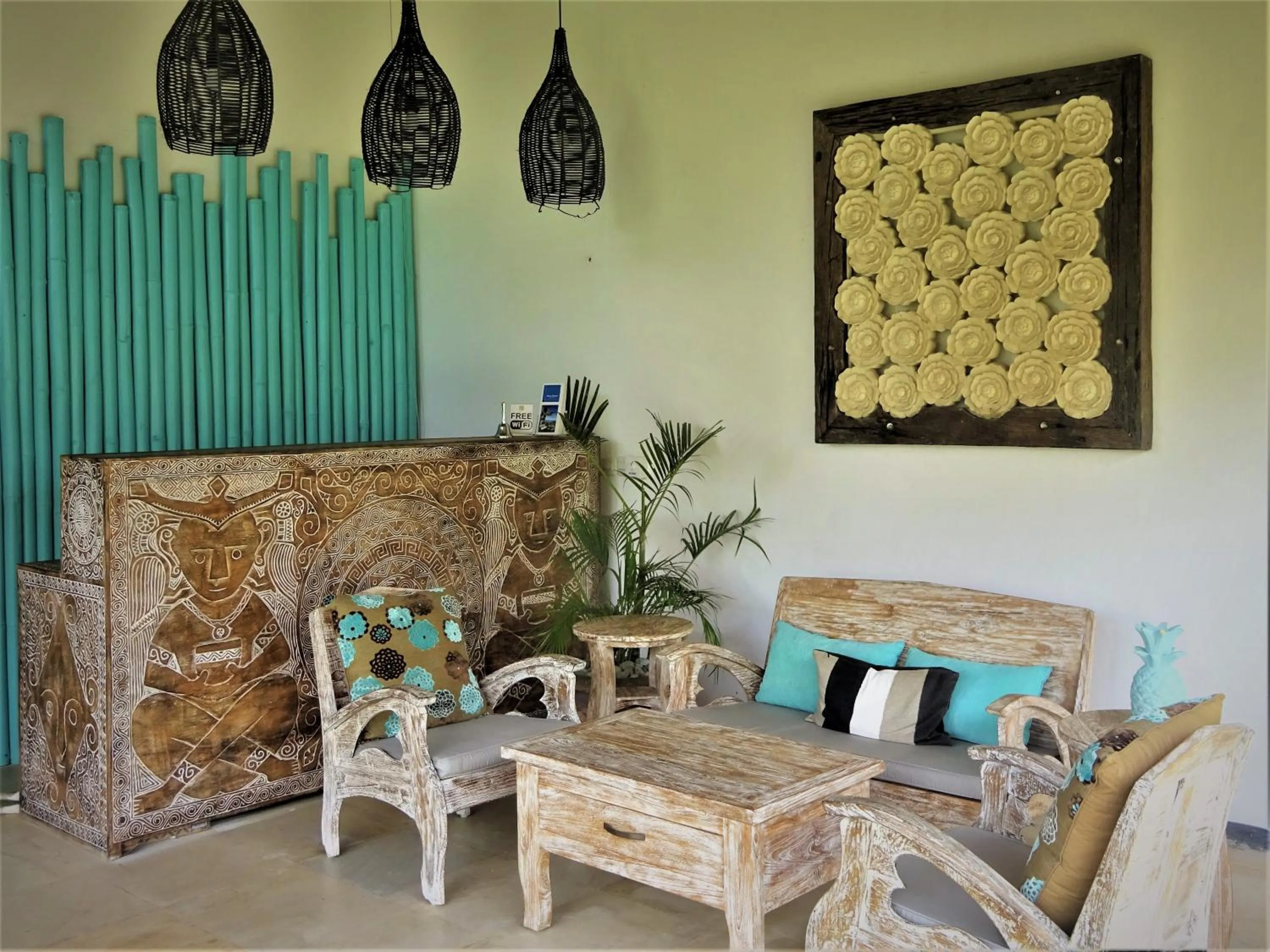 Facade/entrance in Mayo Resort