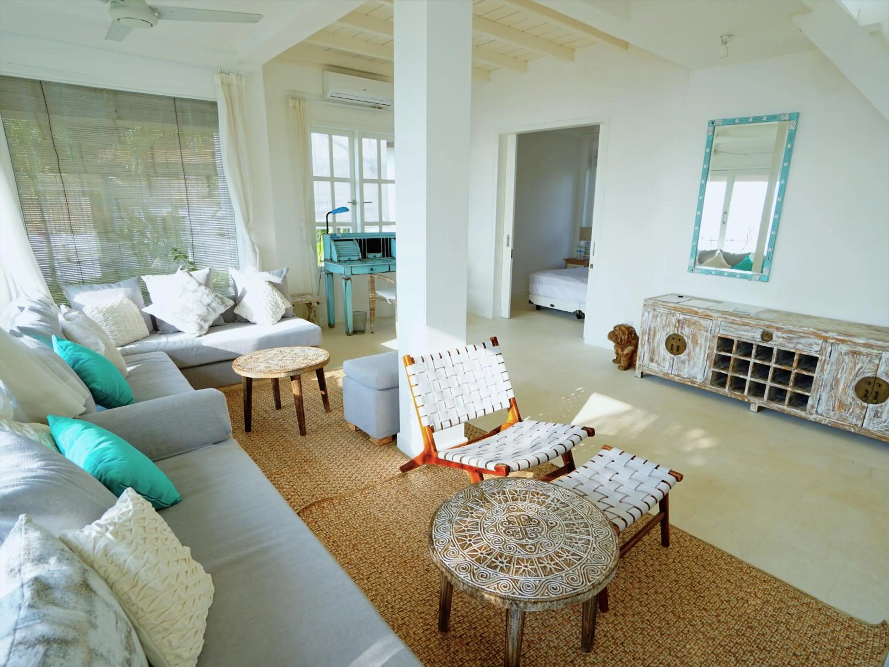 Living room in Mayo Resort