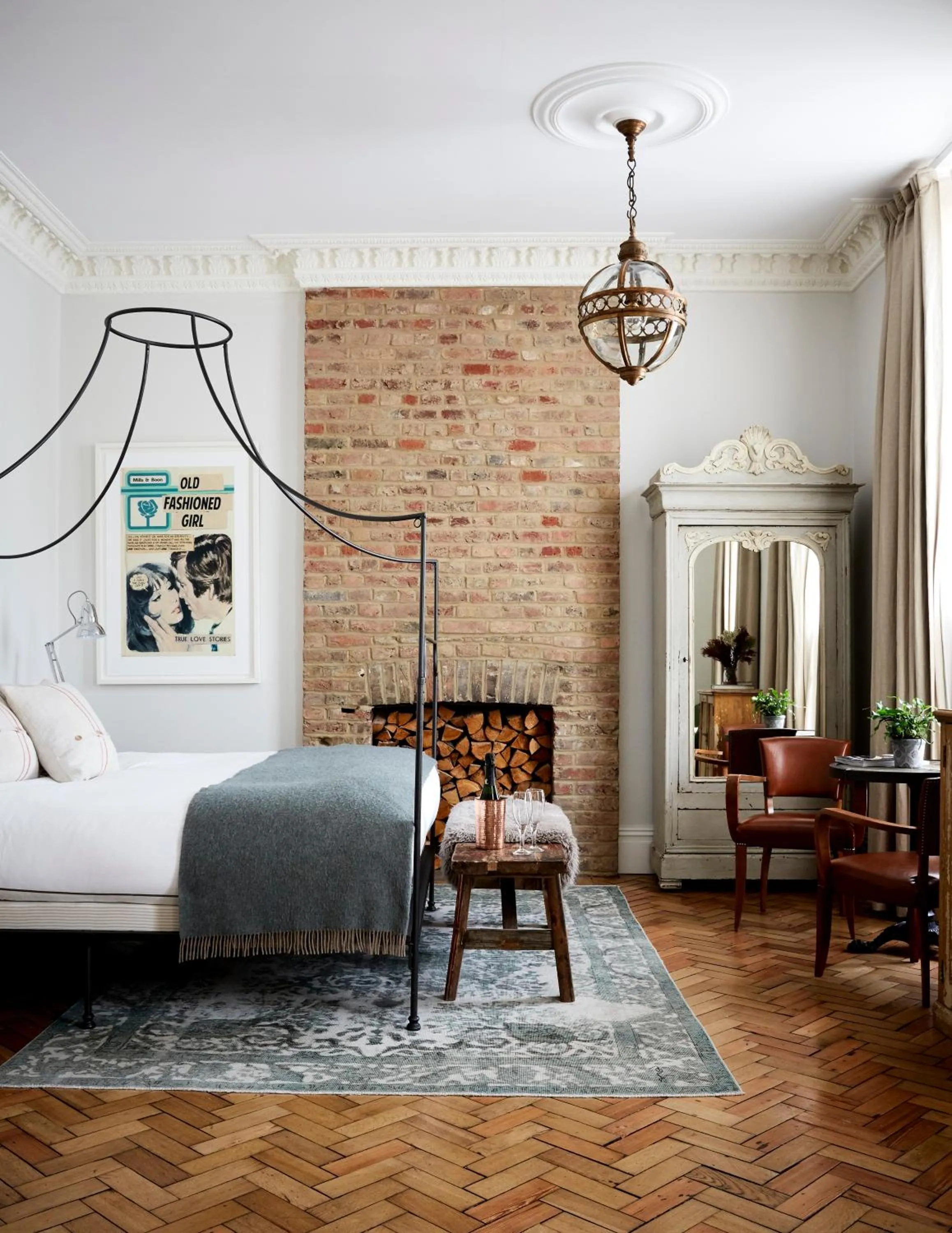 Bed in Artist Residence London