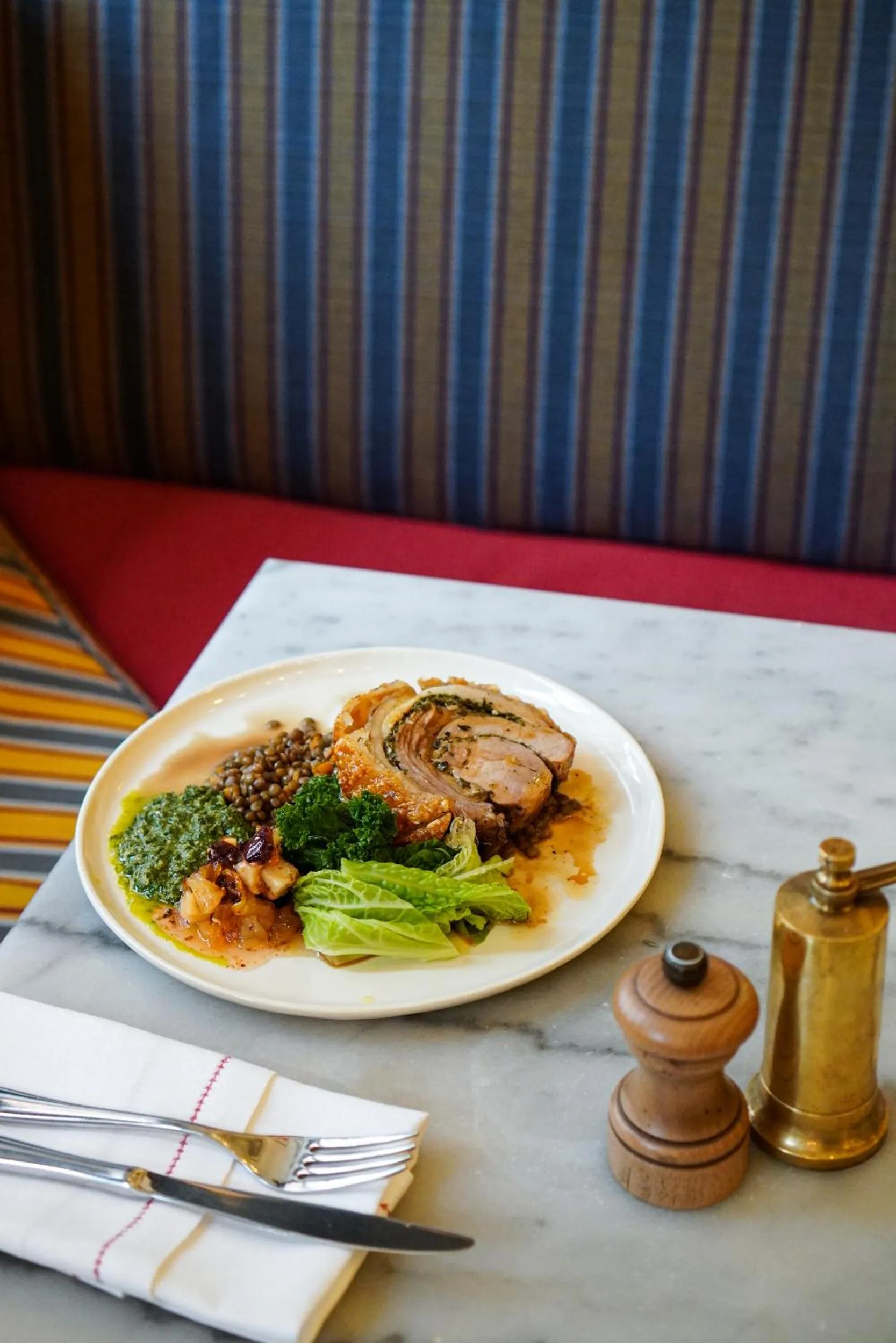 Food and drinks in Artist Residence London