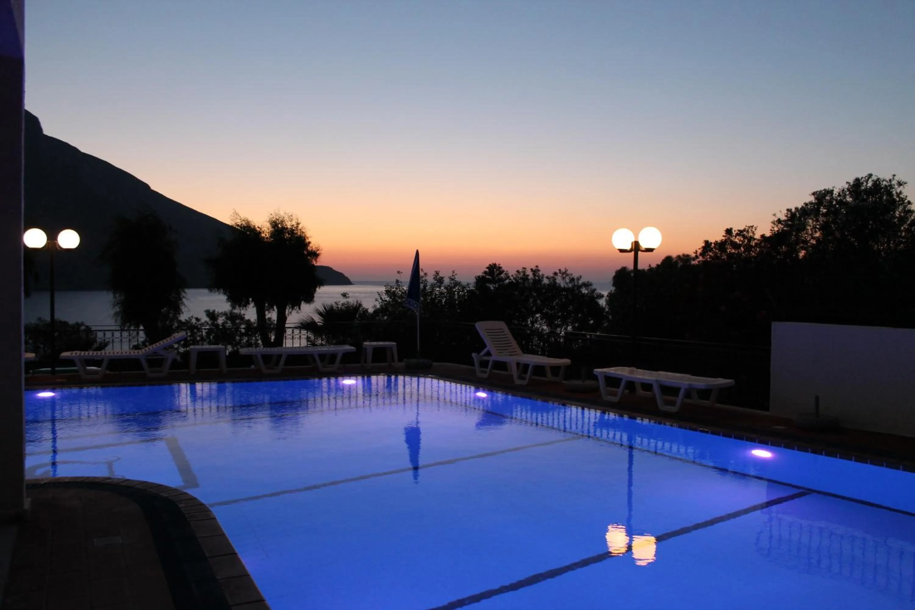 Swimming pool in Hotel Philoxenia