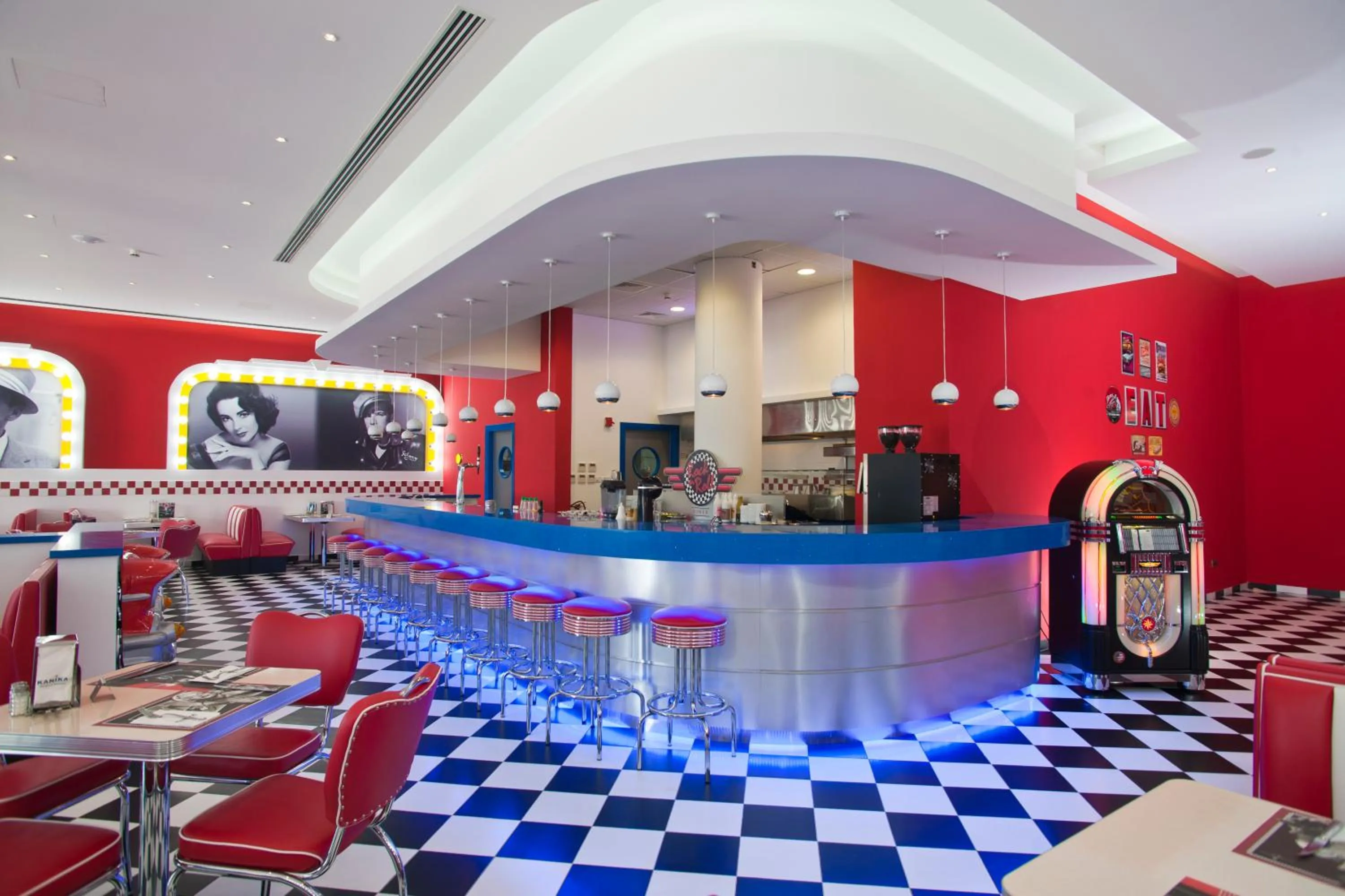 Restaurant/places to eat in Olympic Lagoon Resort Paphos