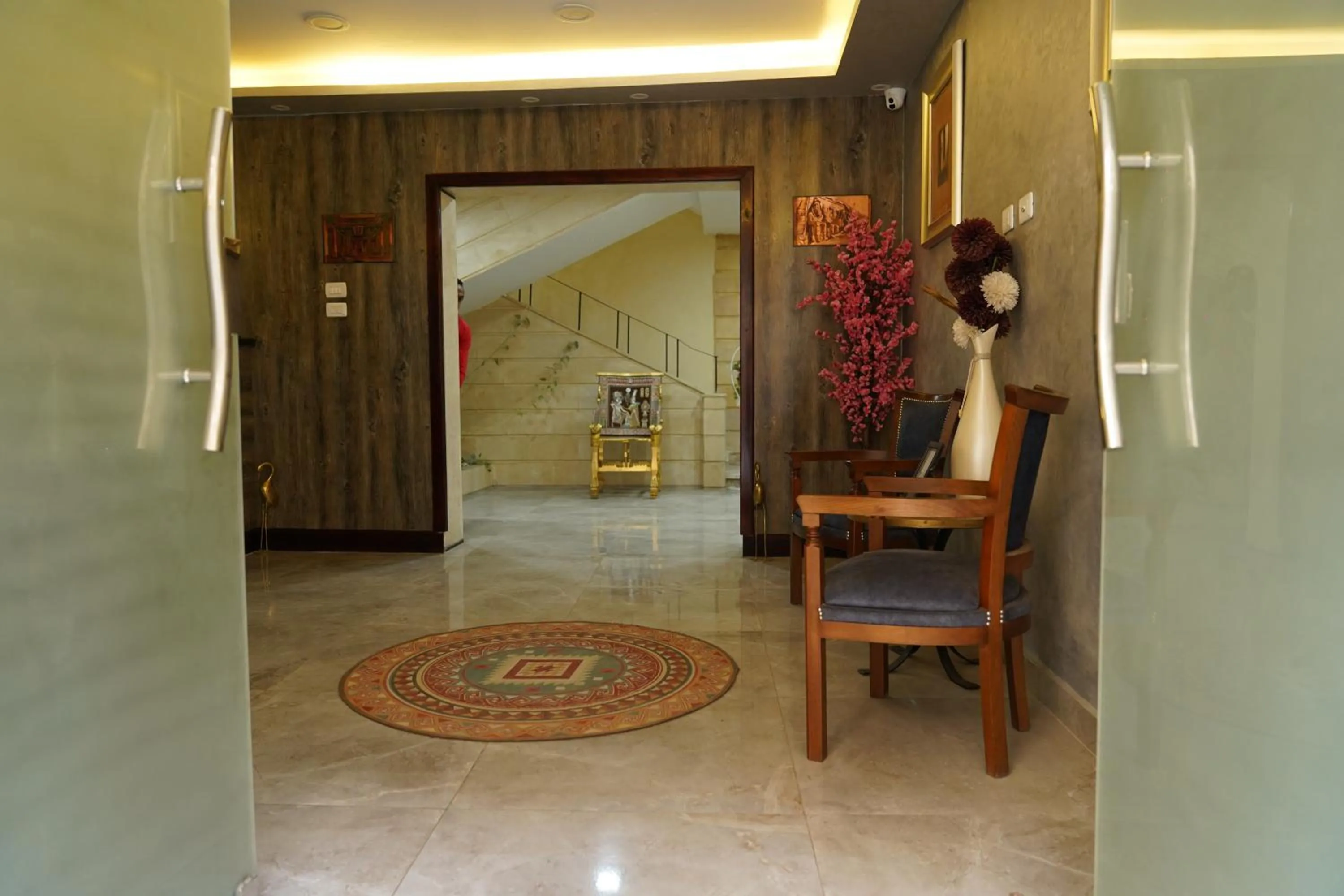 Living room in Pyramids Hotel