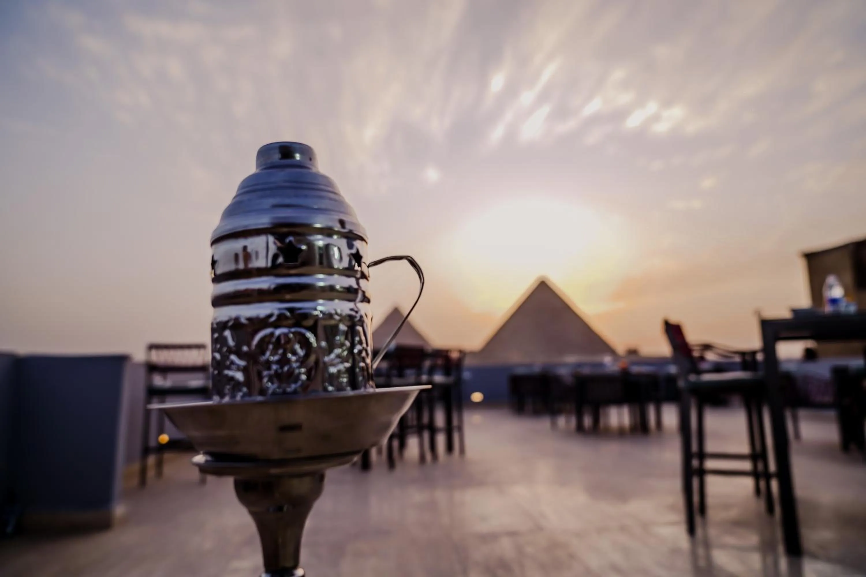 Restaurant/places to eat in Pyramids Hotel