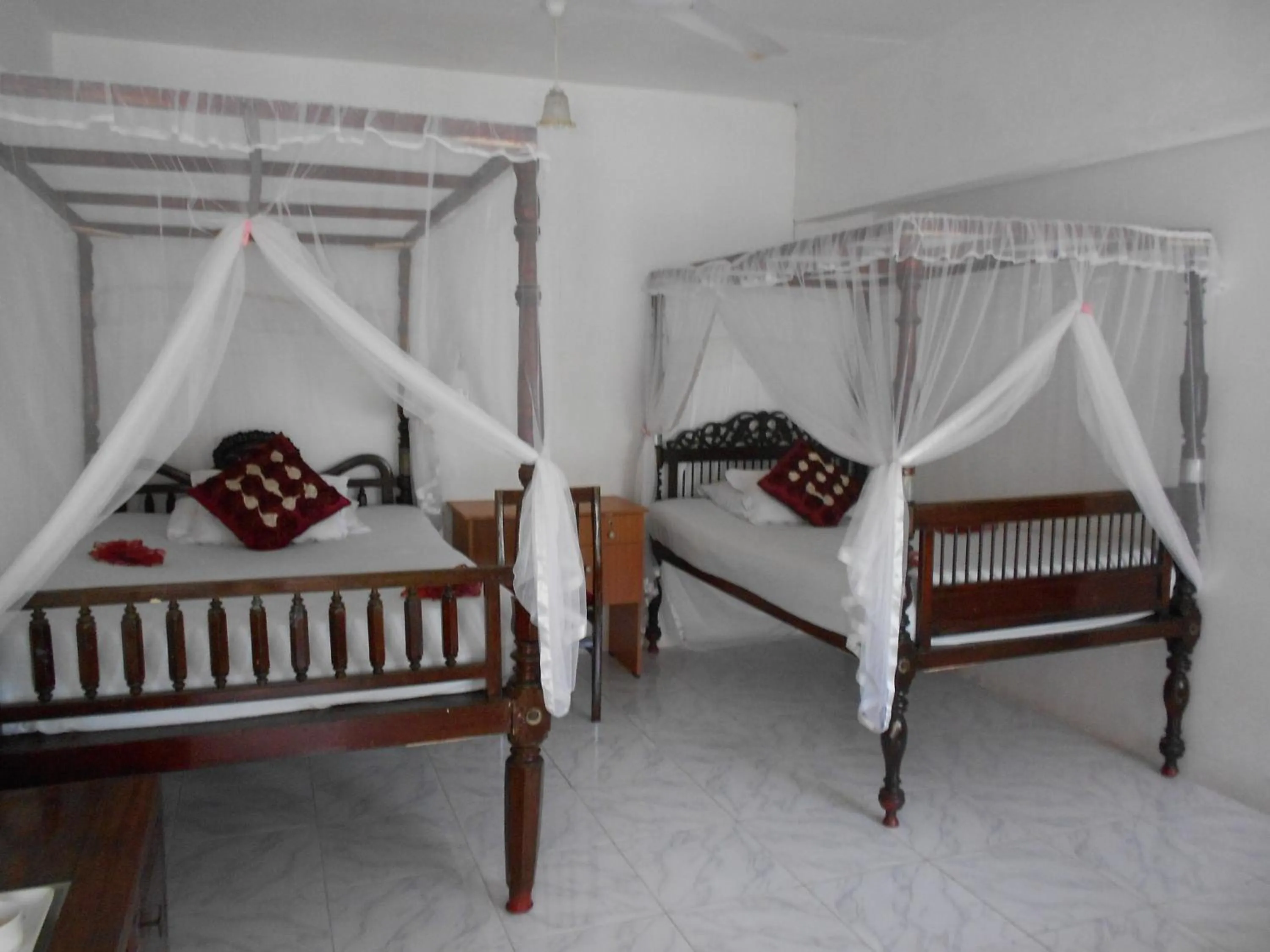 Bed in Wijenayake's - Beach Haven Guest House - Galle Fort