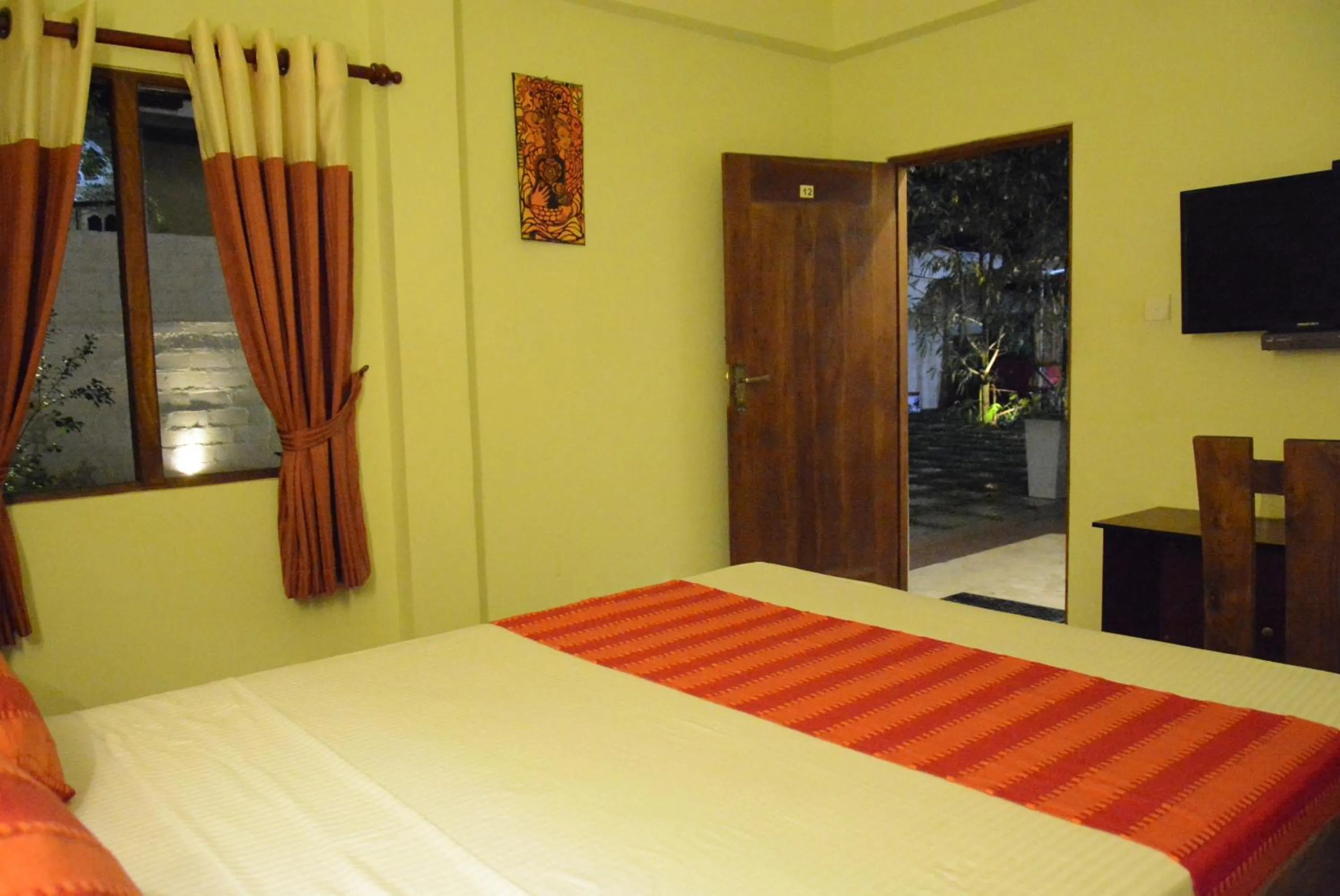 Bed in Hotel Thilon