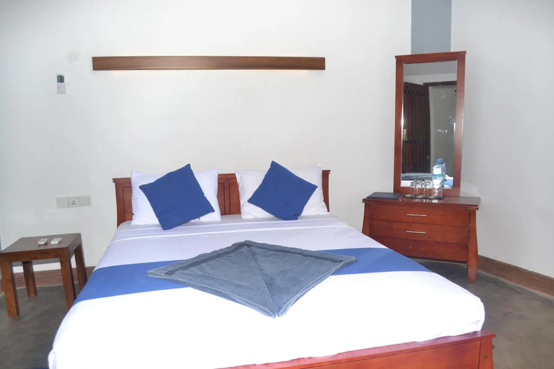 Photo of the whole room, Bed in Hotel Thilon