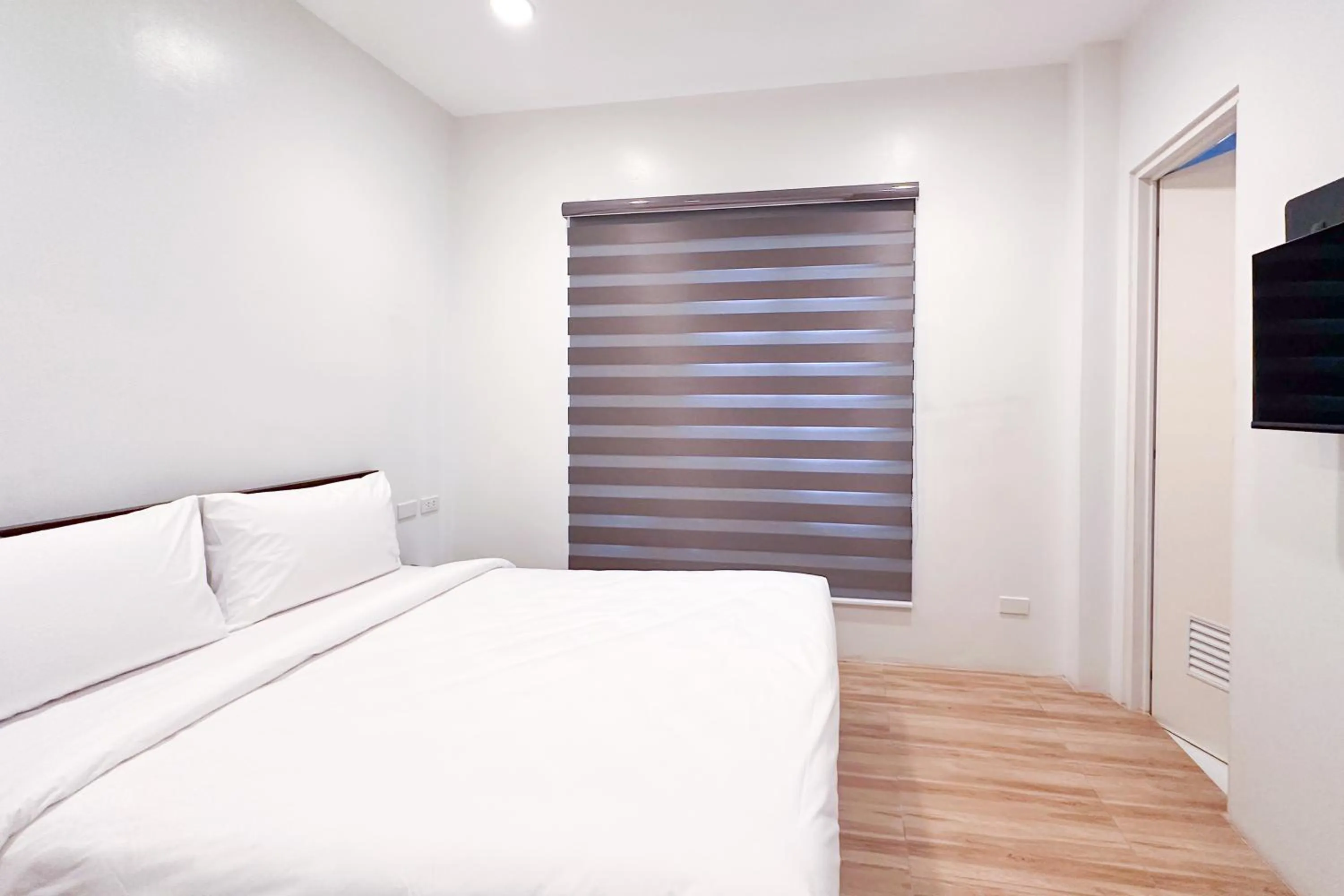 Bed in SANTOS Pension House