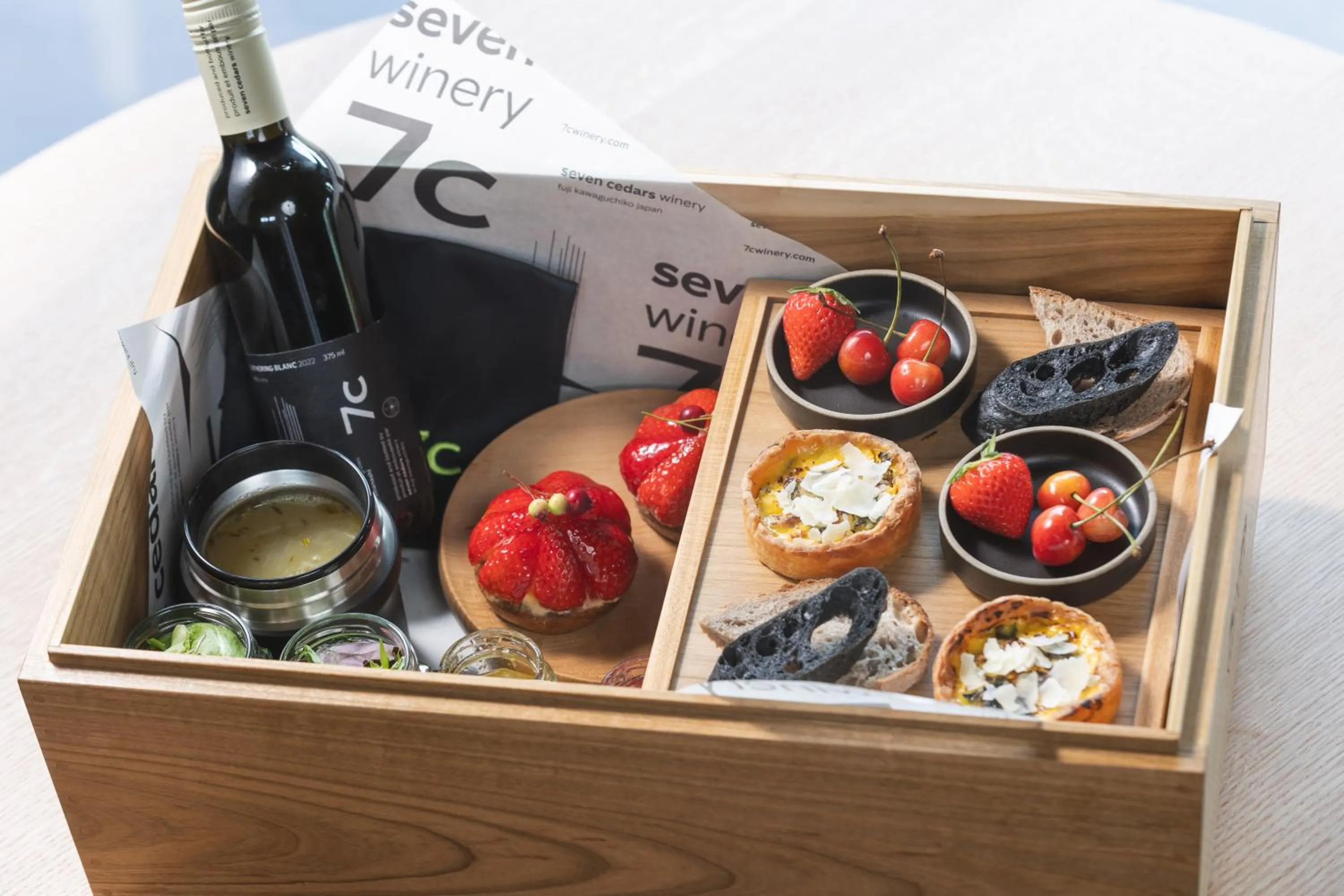 Breakfast in 7c villa and winery