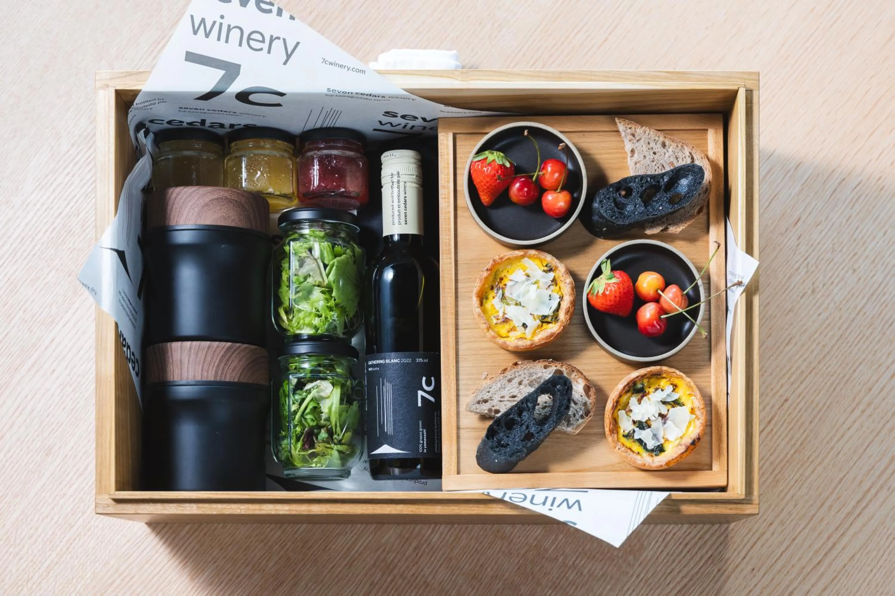 Breakfast in 7c villa and winery