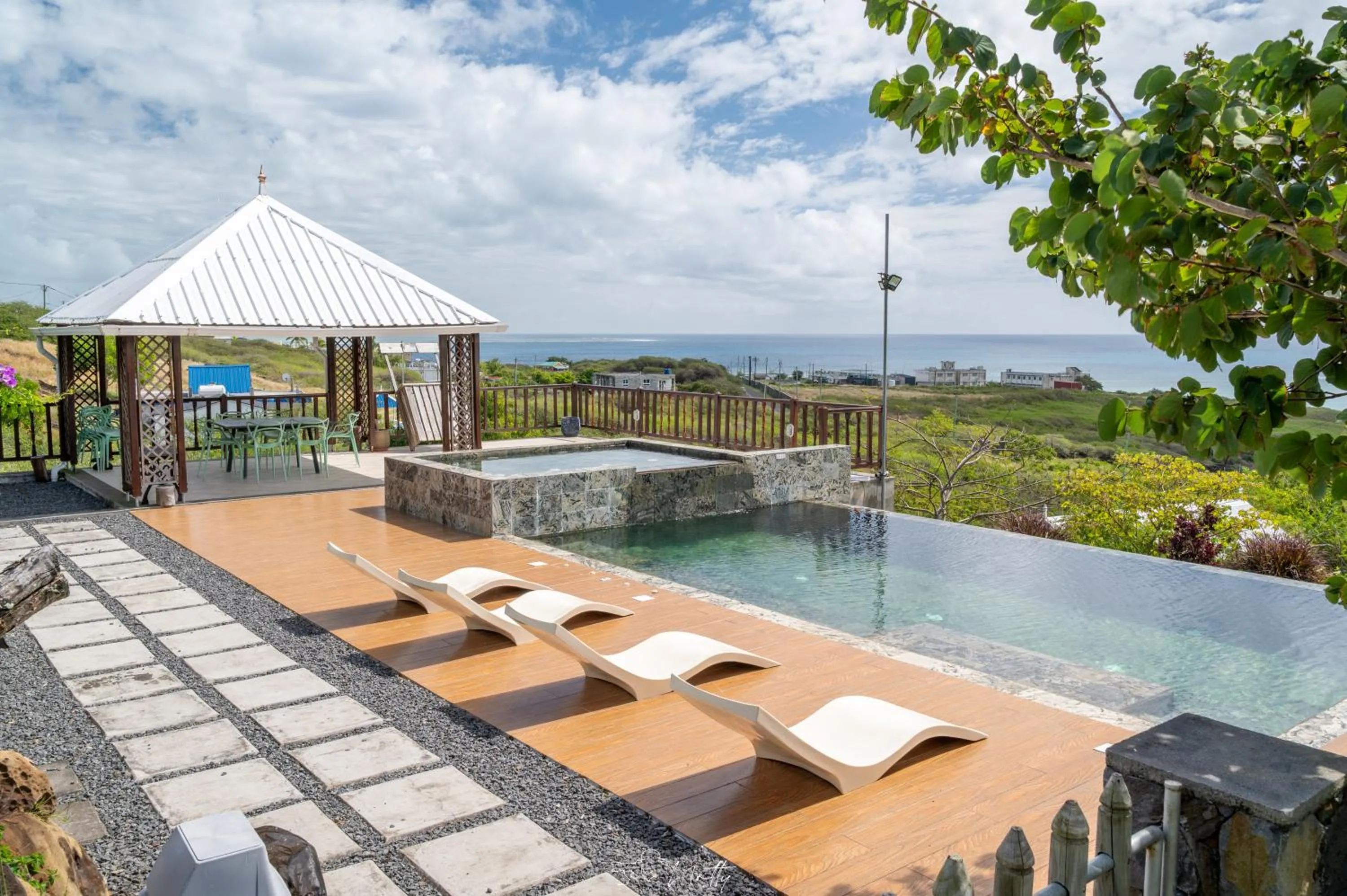 Sea view in Residence Foulsafat