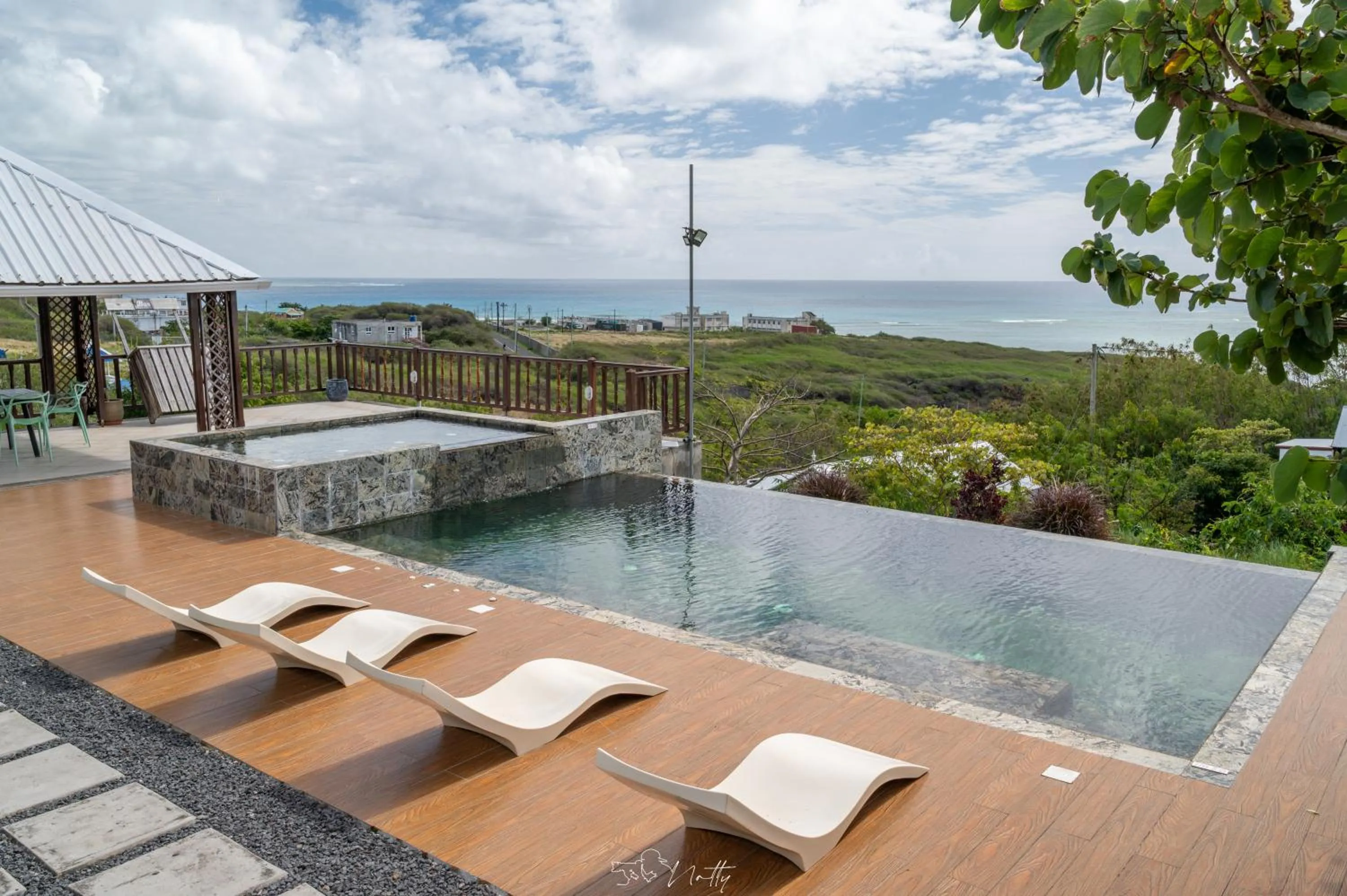 Swimming pool in Residence Foulsafat