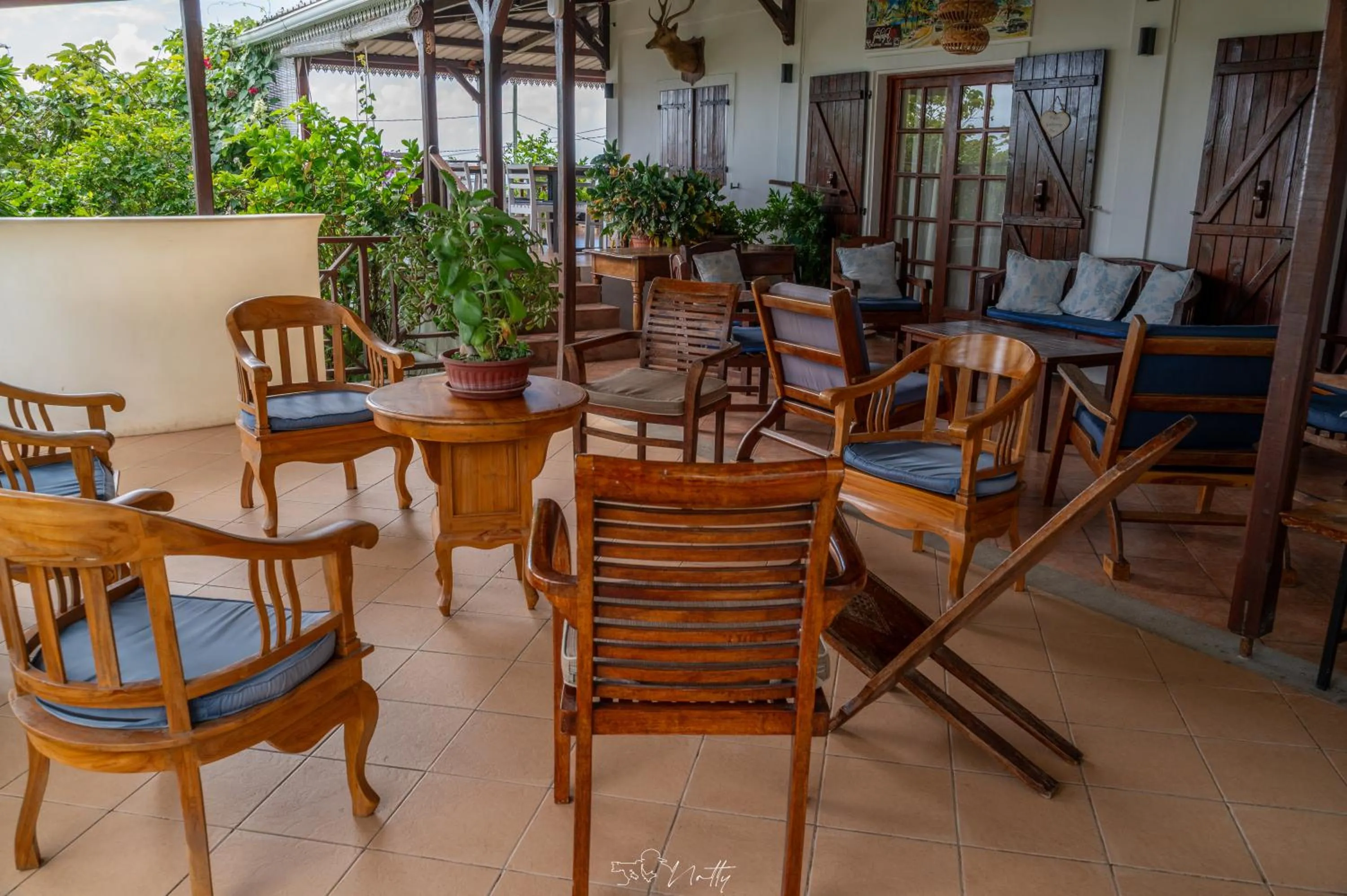 Seating area in Residence Foulsafat