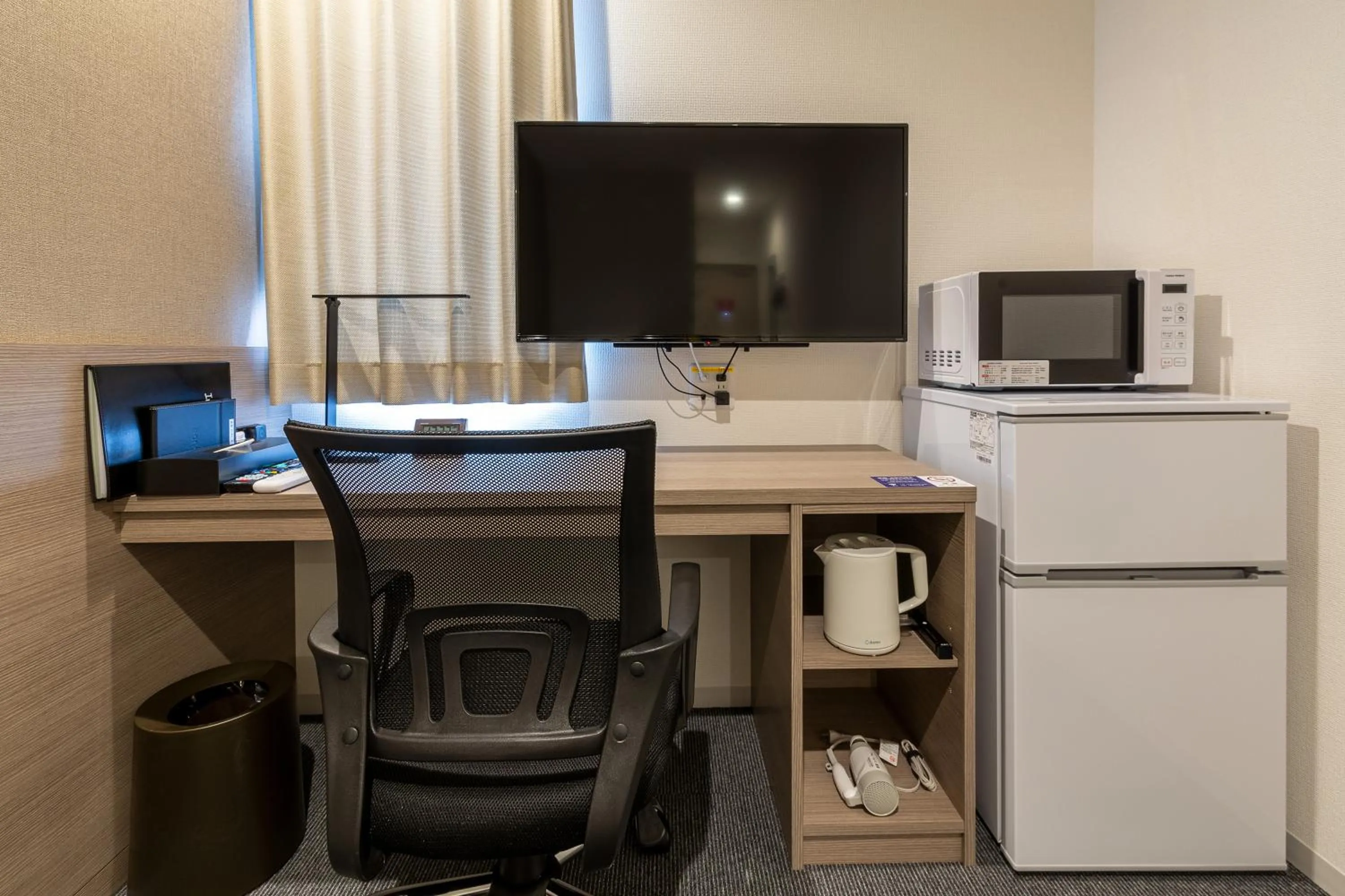 Photo of the whole room in HOTEL R9 The Yard Nakama