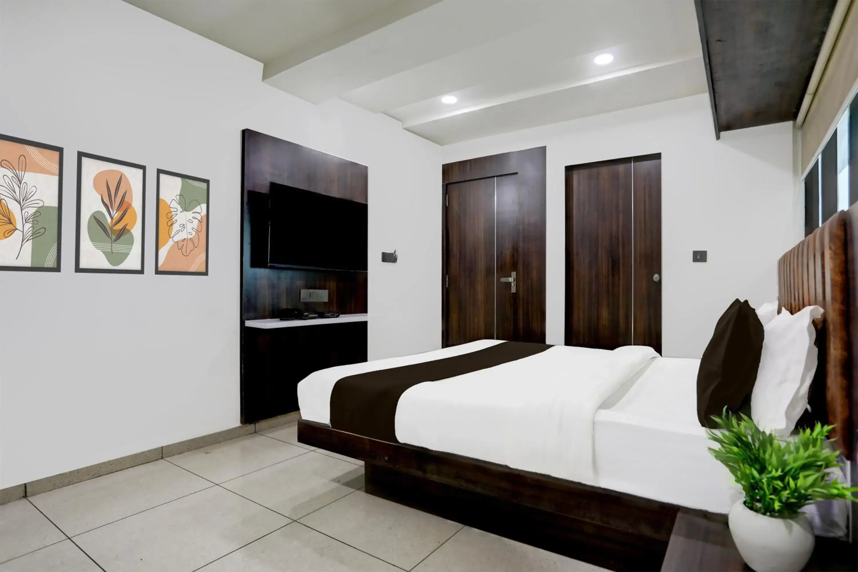 Collection O Ransan Circle Near Nana Chiloda Collection O Ransan Circle Near Nana Chiloda